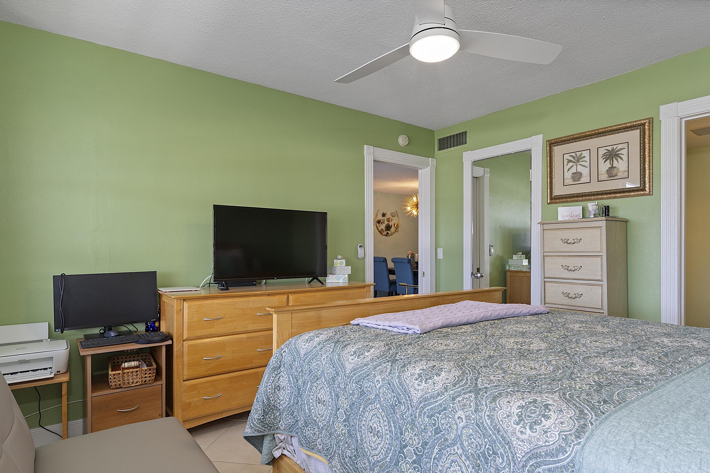 455 Paradise Isle Boulevard 404 Property Photo 43