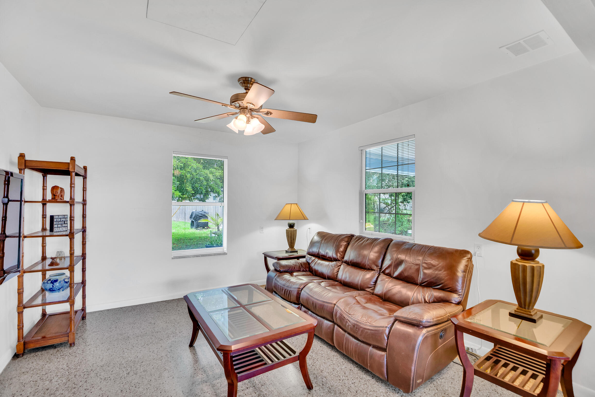 1425 20th Avenue Property Photo 3