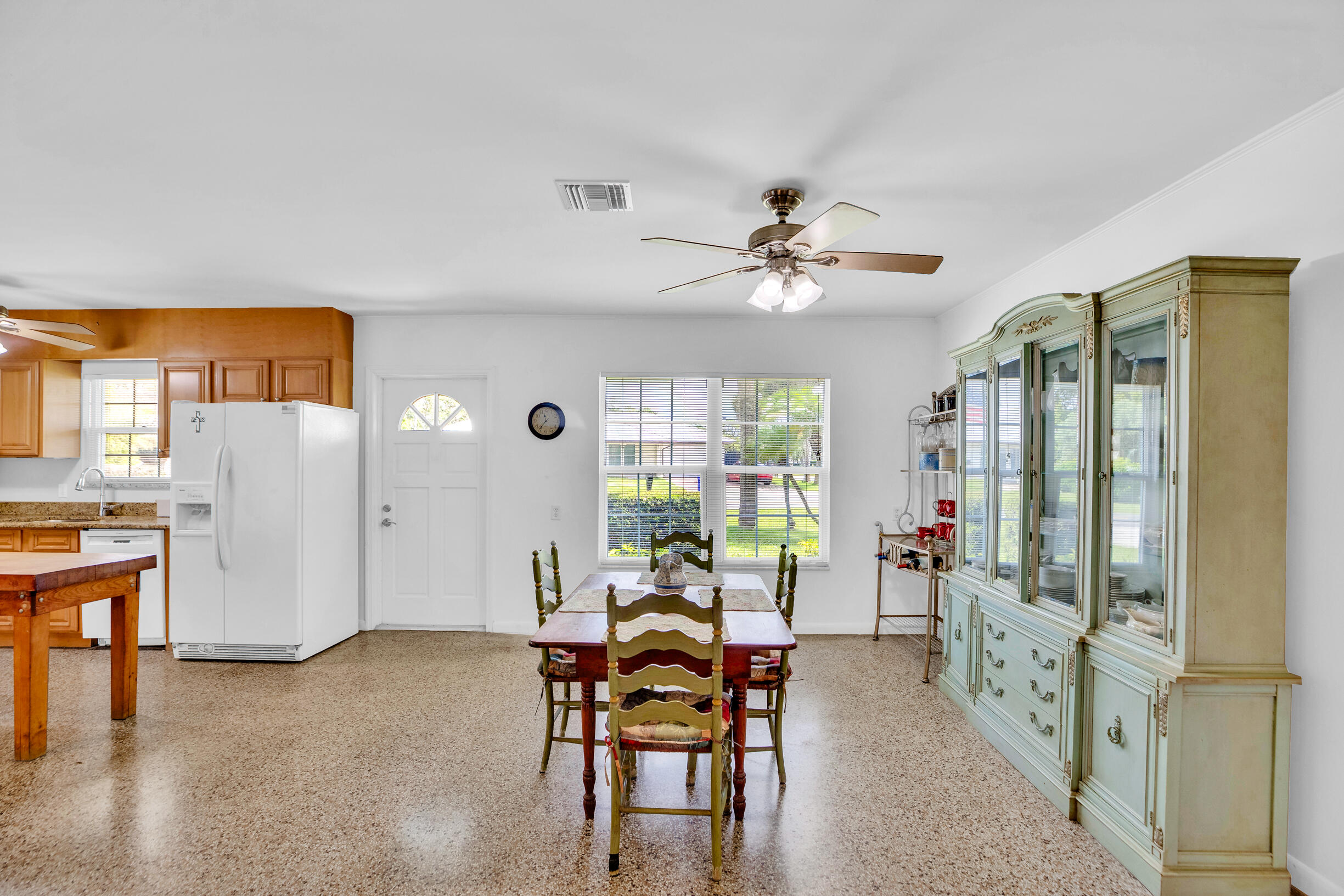 1425 20th Avenue Property Photo 9