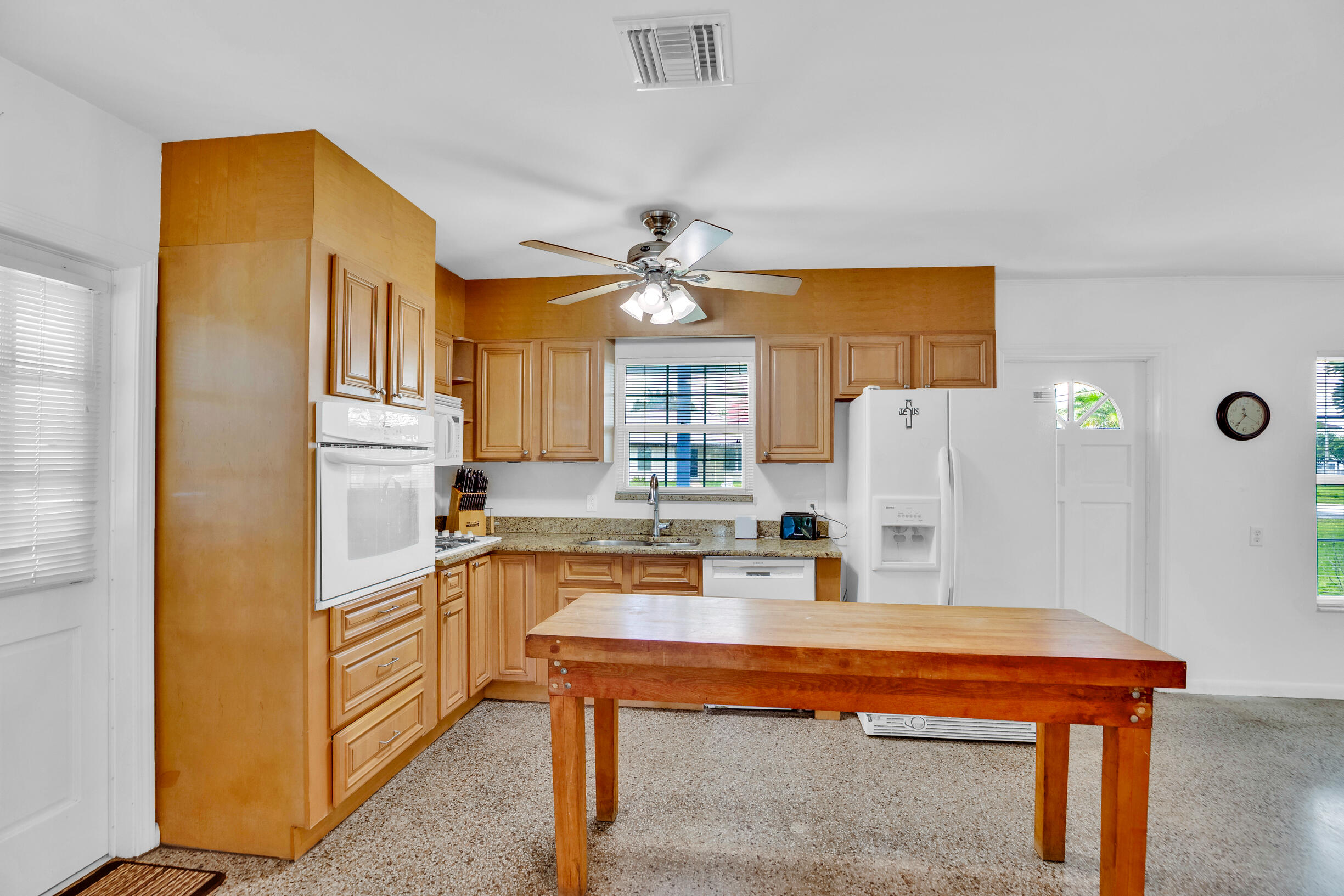 1425 20th Avenue Property Photo 12