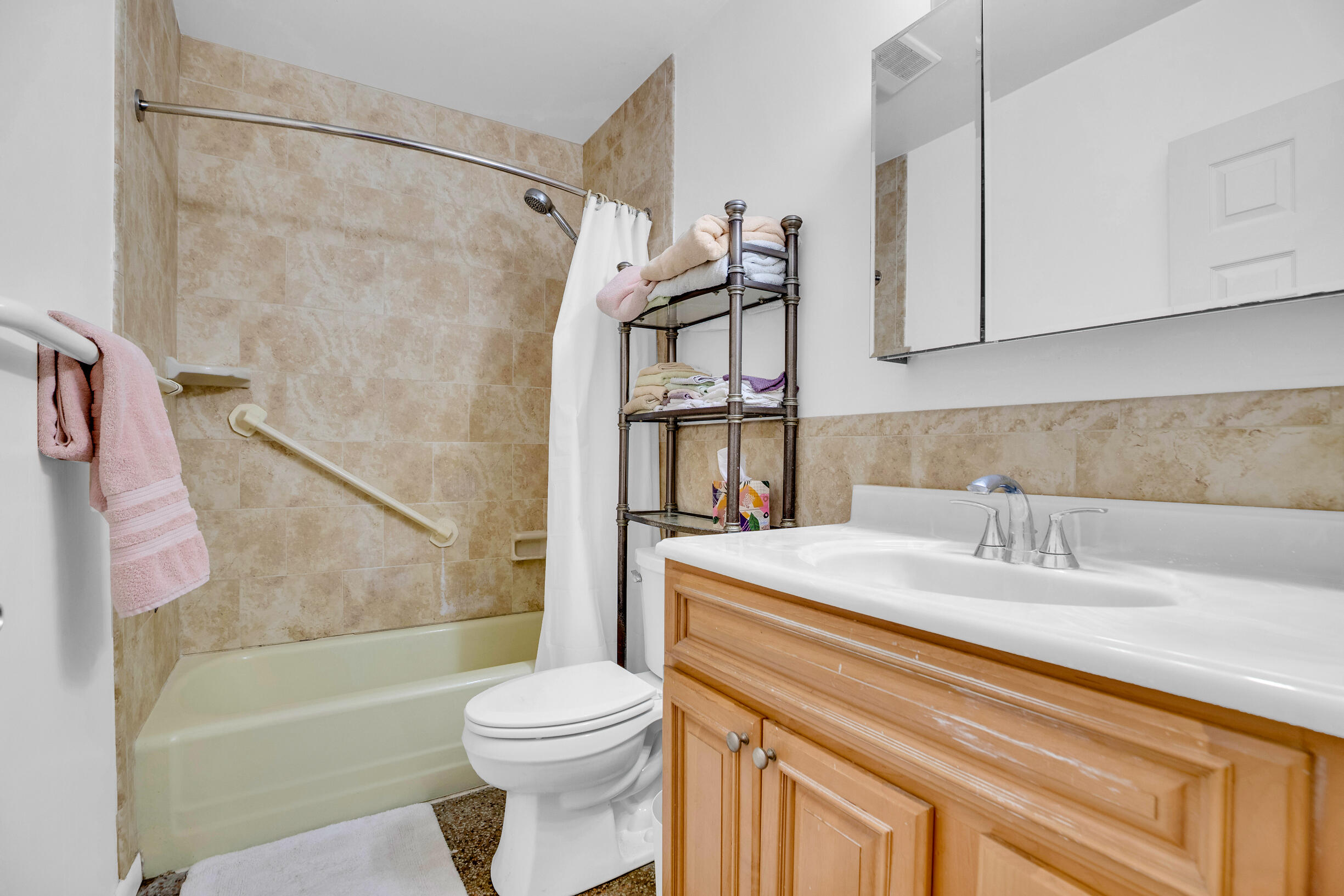 1425 20th Avenue Property Photo 18