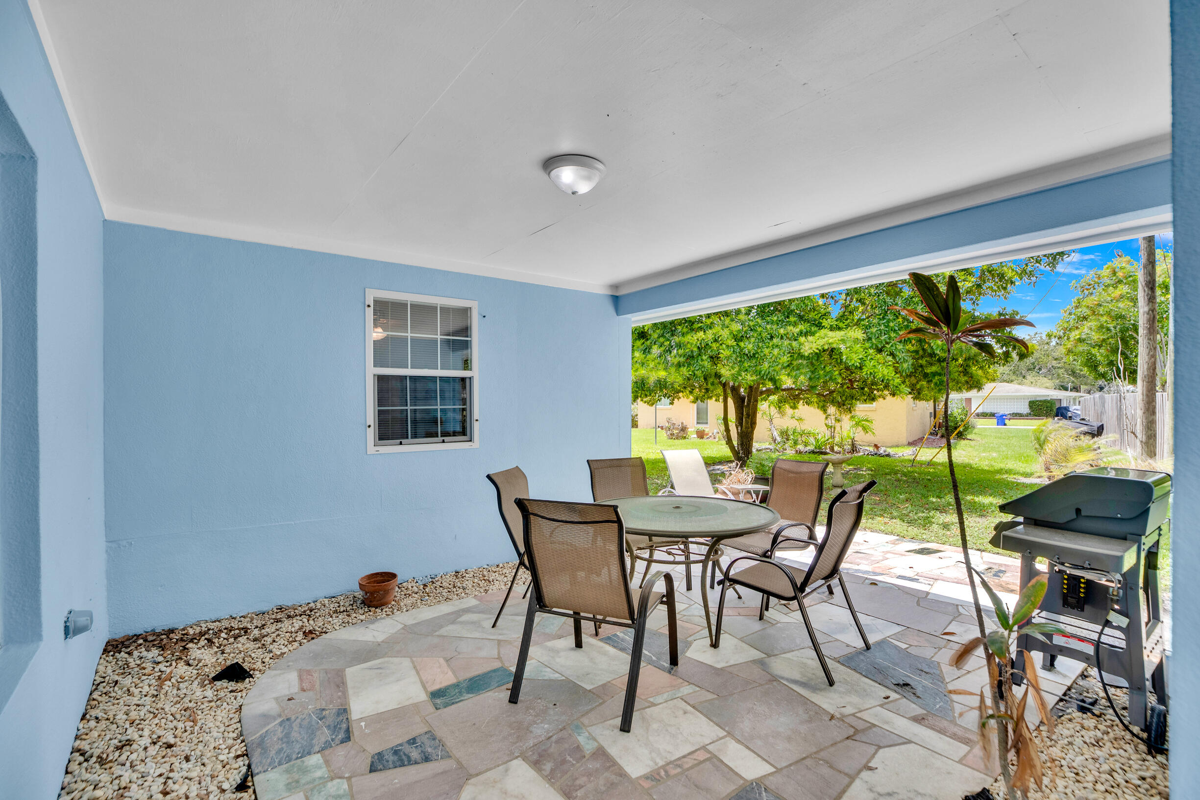 1425 20th Avenue Property Photo 24