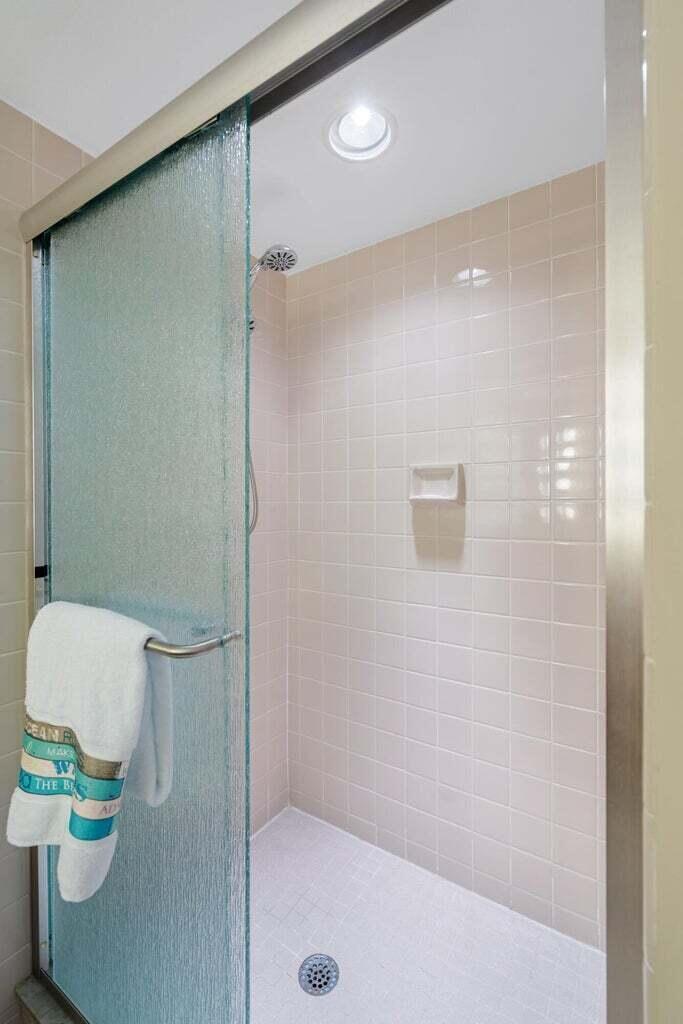 9550 S Ocean Drive Ph4 Property Photo 19