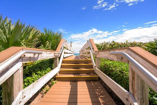 9550 S Ocean Drive Ph4 Property Photo 22