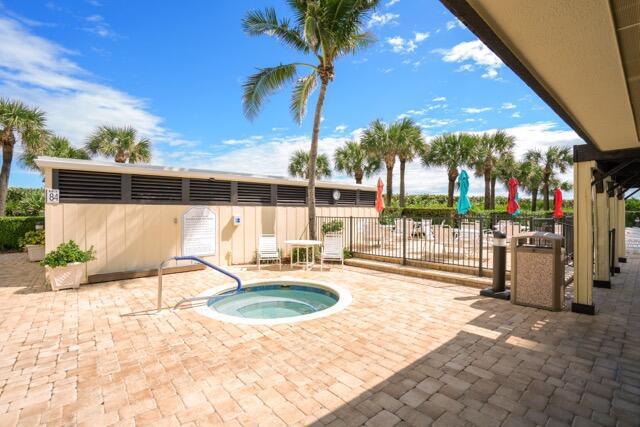9550 S Ocean Drive Ph4 Property Photo 24