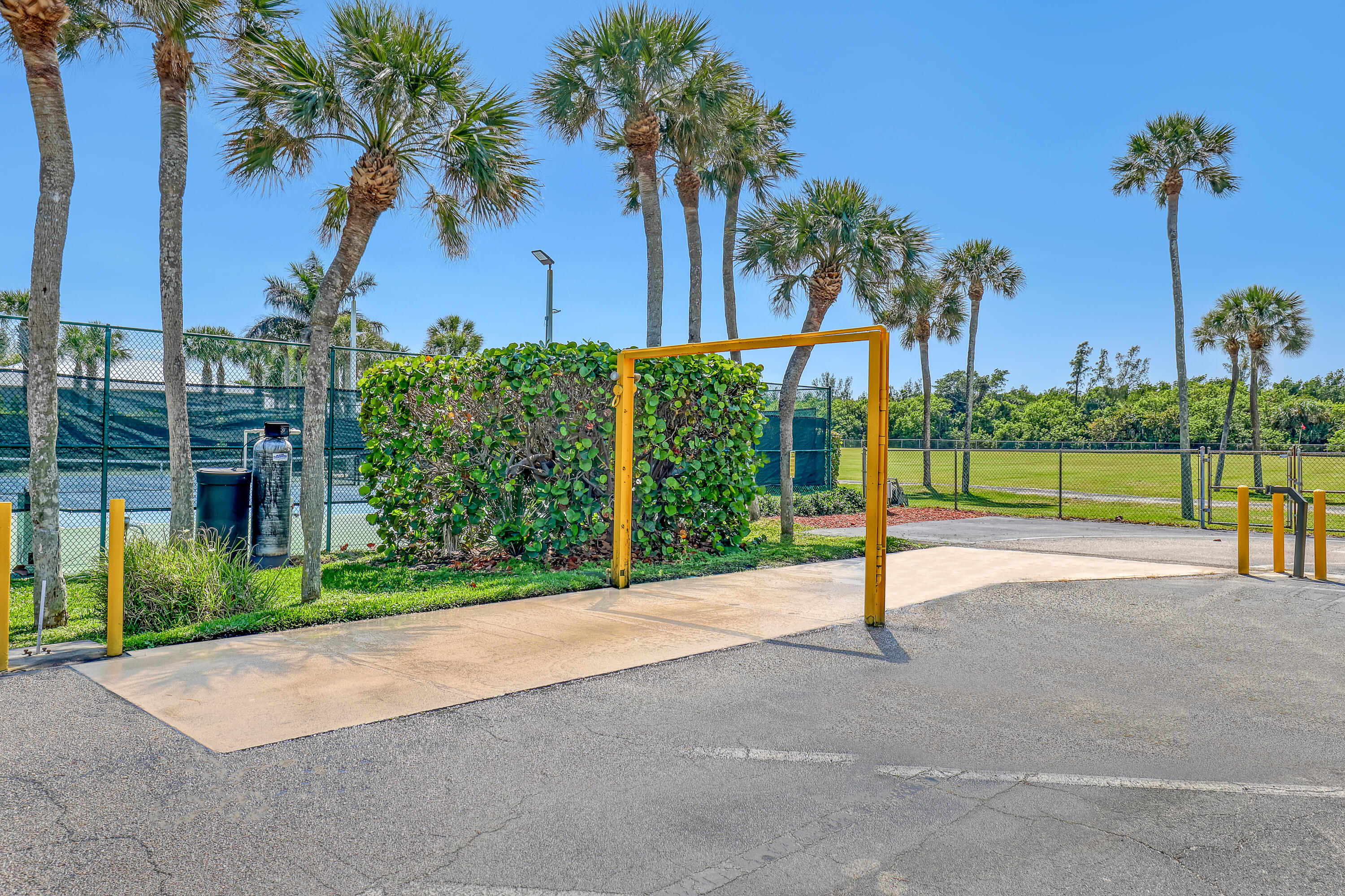 9550 S Ocean Drive Ph4 Property Photo 33