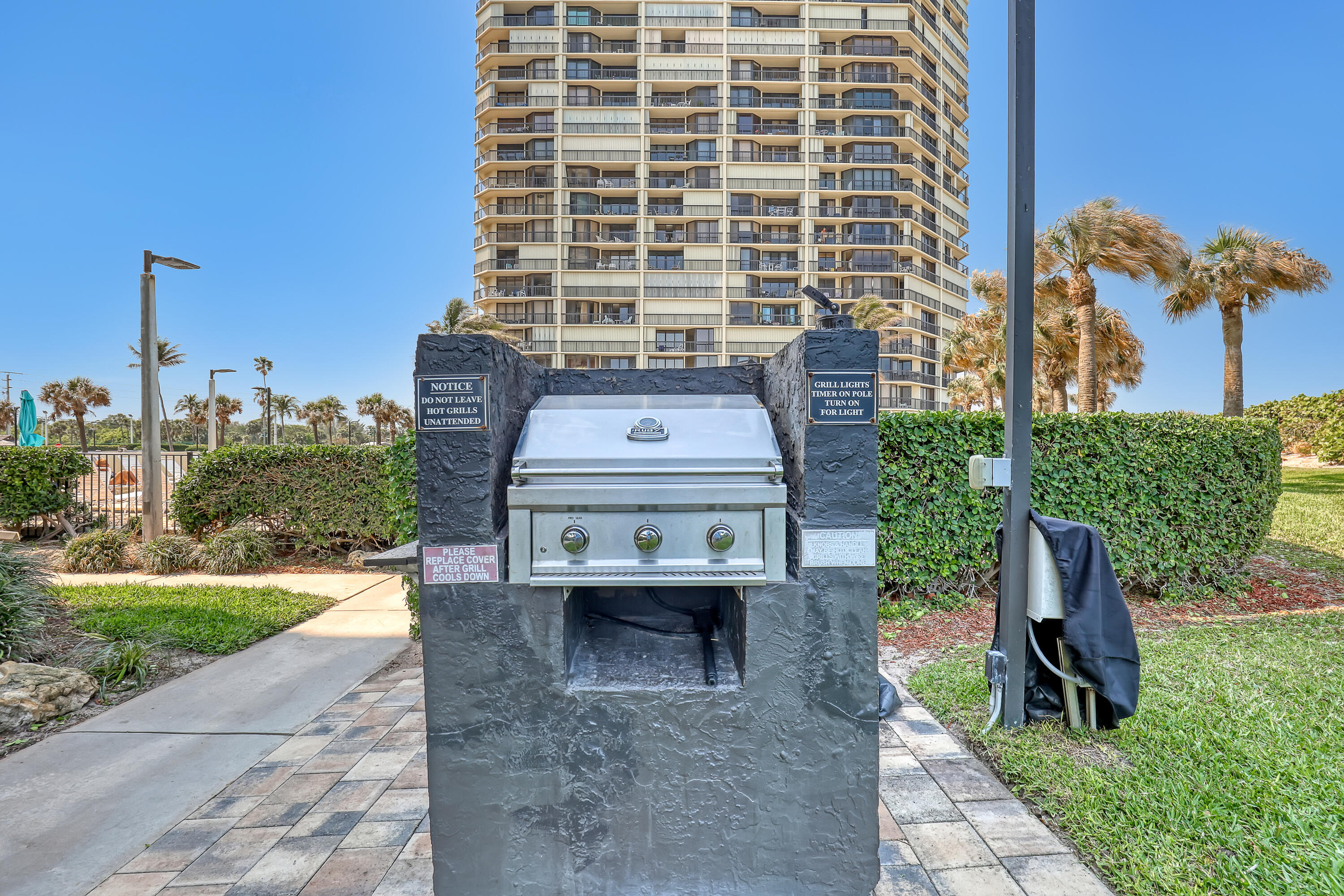 9550 S Ocean Drive Ph4 Property Photo 36