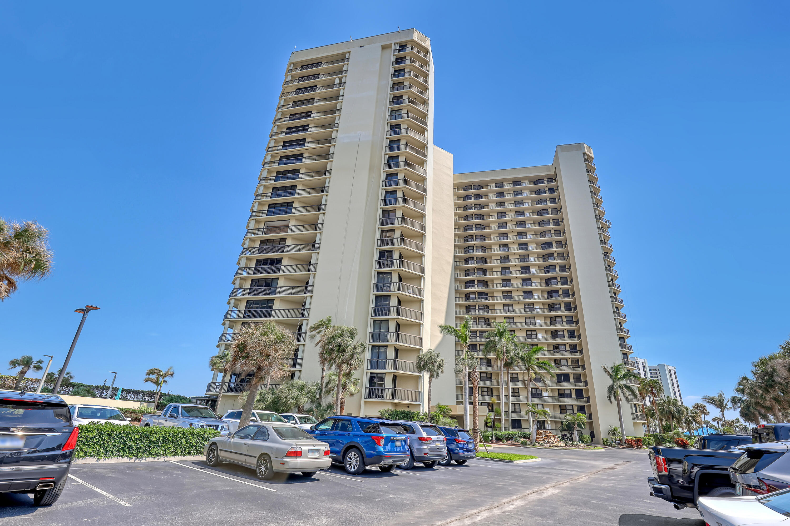 9550 S Ocean Drive Ph4 Property Photo 38