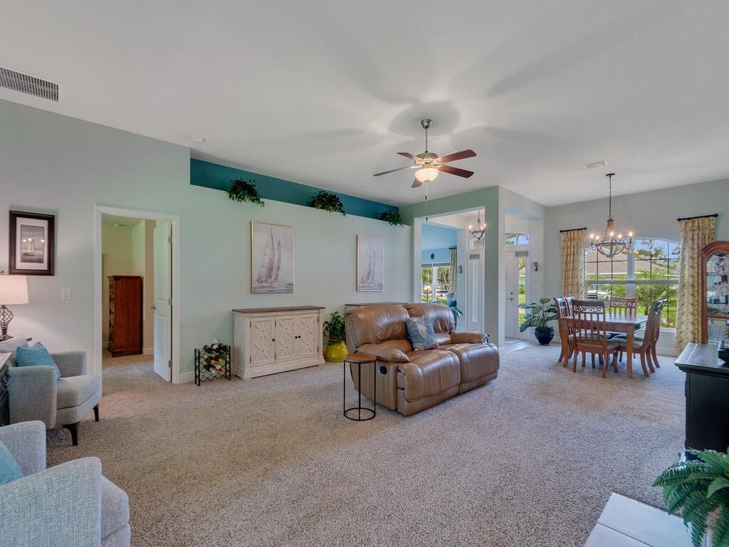 1340 Willow Oak Court Property Photo 13