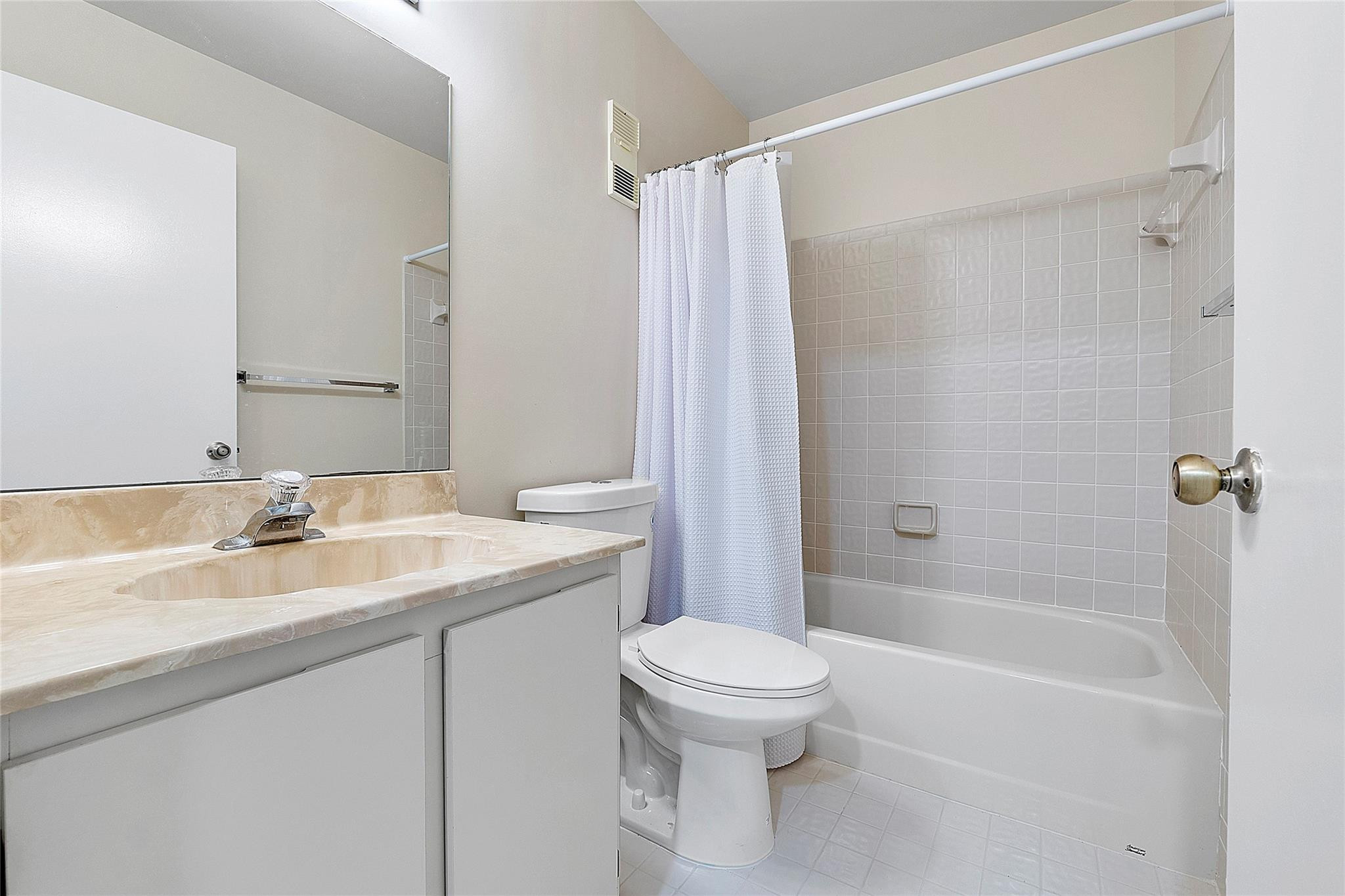 8230 Springtree Road Property Photo 27