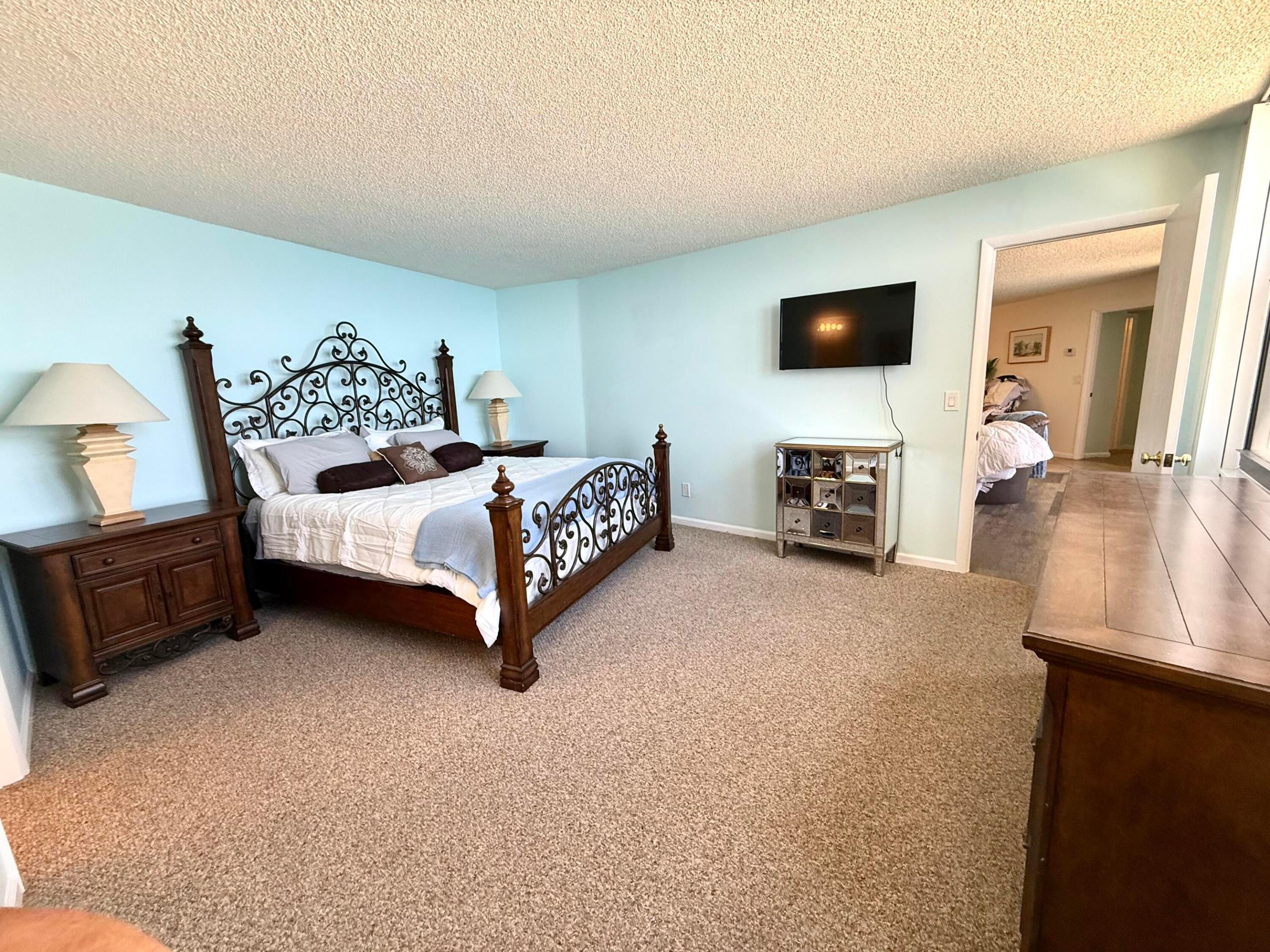 2800 N Ocean Drive A-24d Property Photo 10