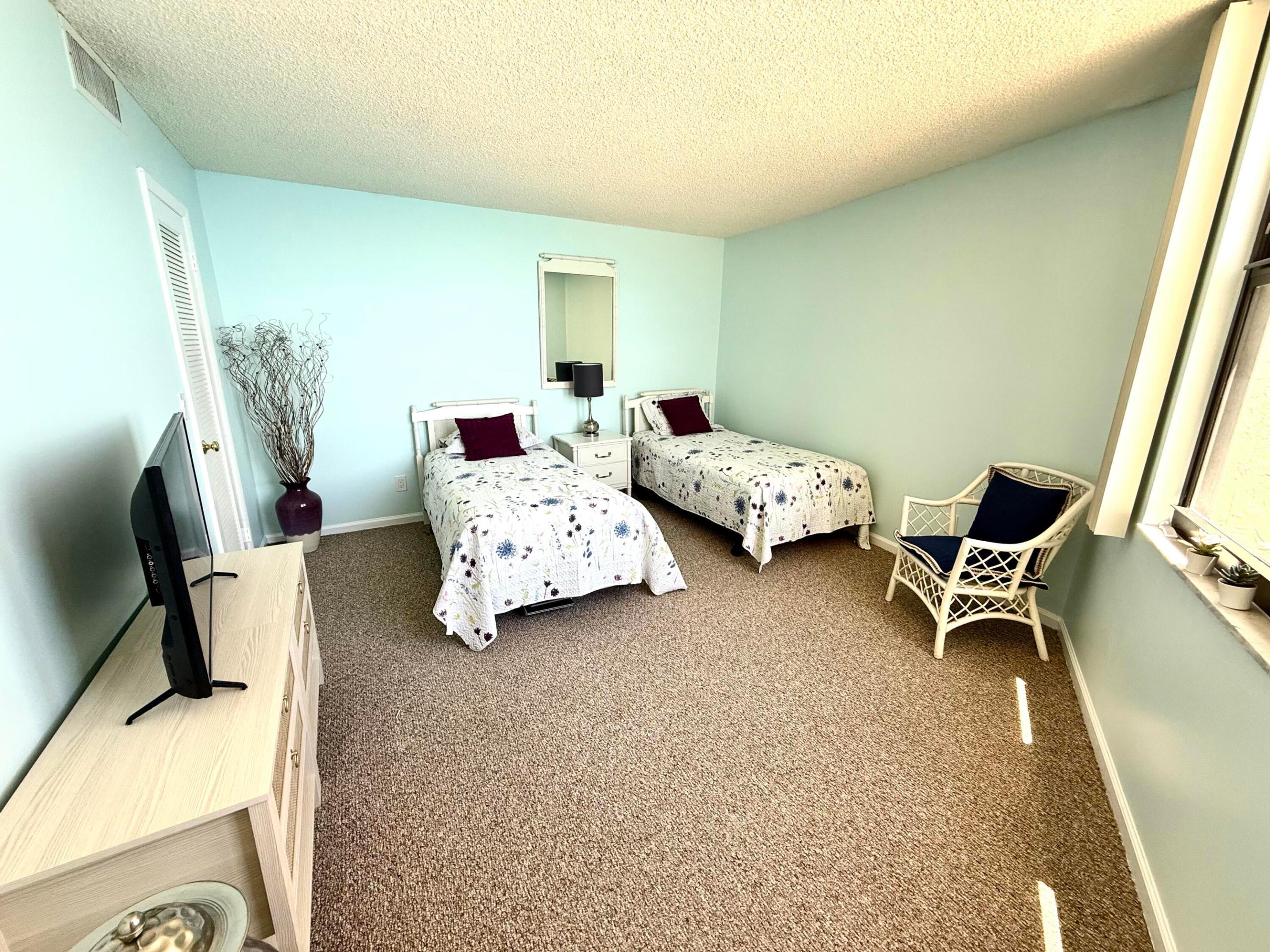 2800 N Ocean Drive A-24d Property Photo 13