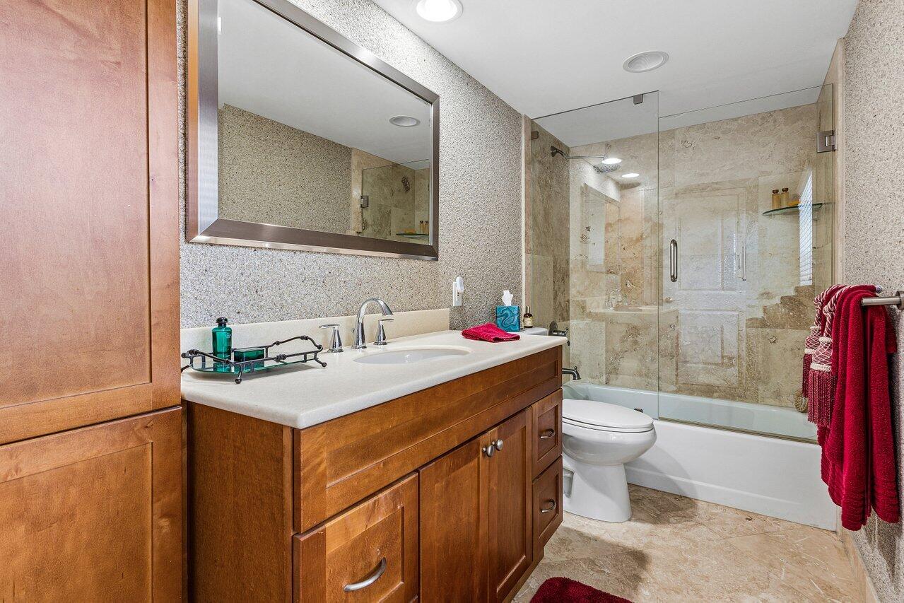 7369 Orangewood Lane 103 Property Photo 18