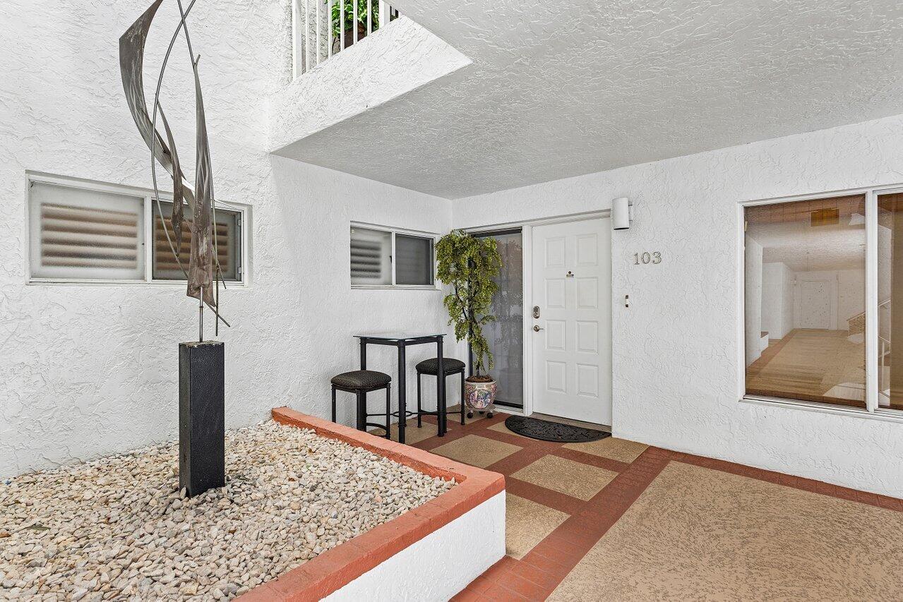 7369 Orangewood Lane 103 Property Photo 30