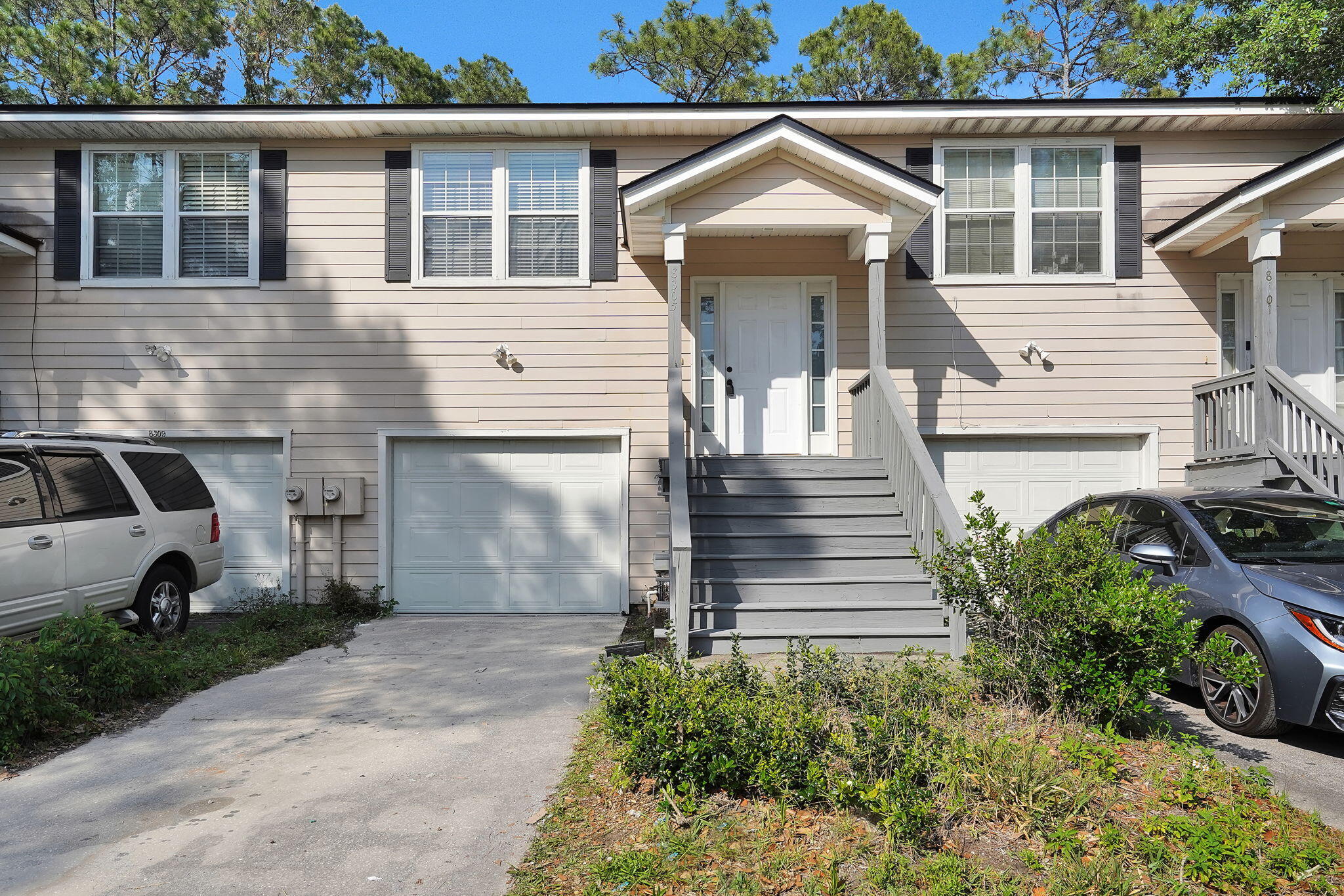 8305 Homeport Court Property Photo 1