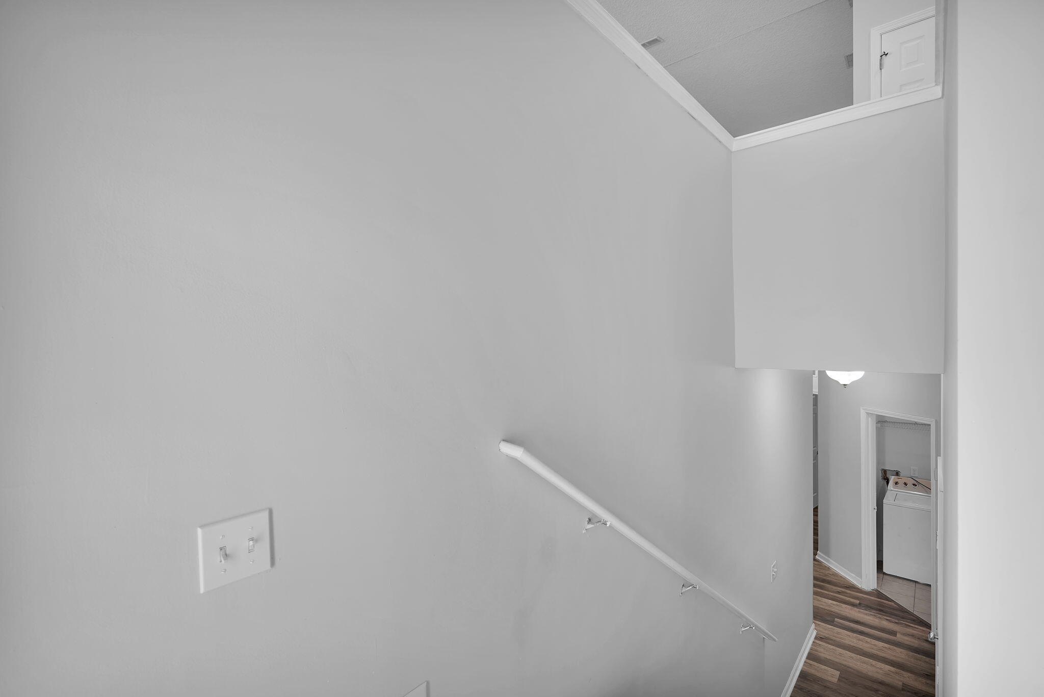 8305 Homeport Court Property Photo 4