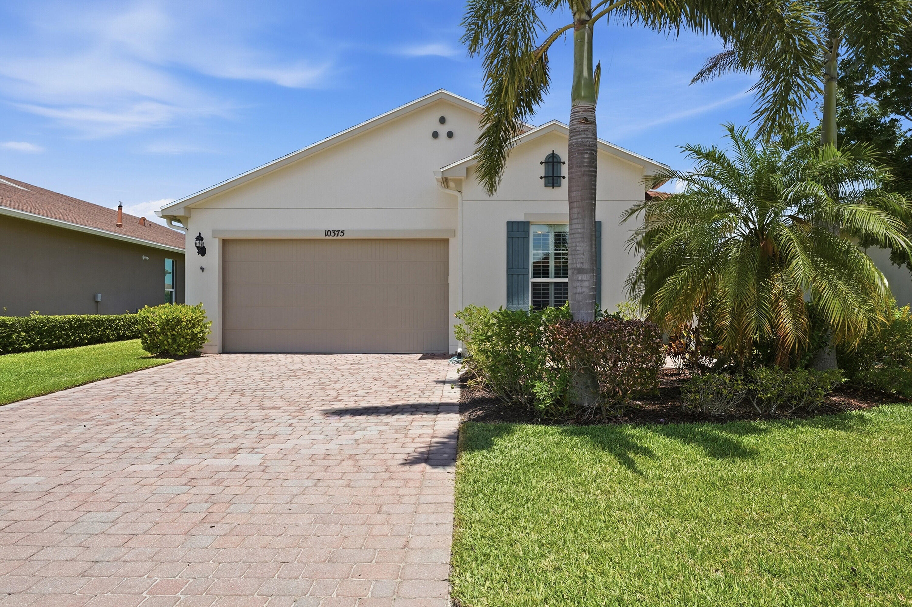 10375 Sw Indian Lilac Trail Property Photo 1