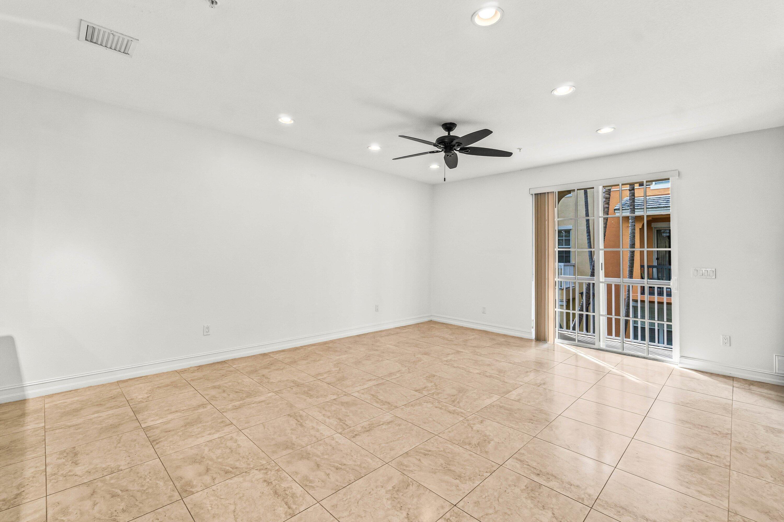 109 E Coda Circle Property Photo 10