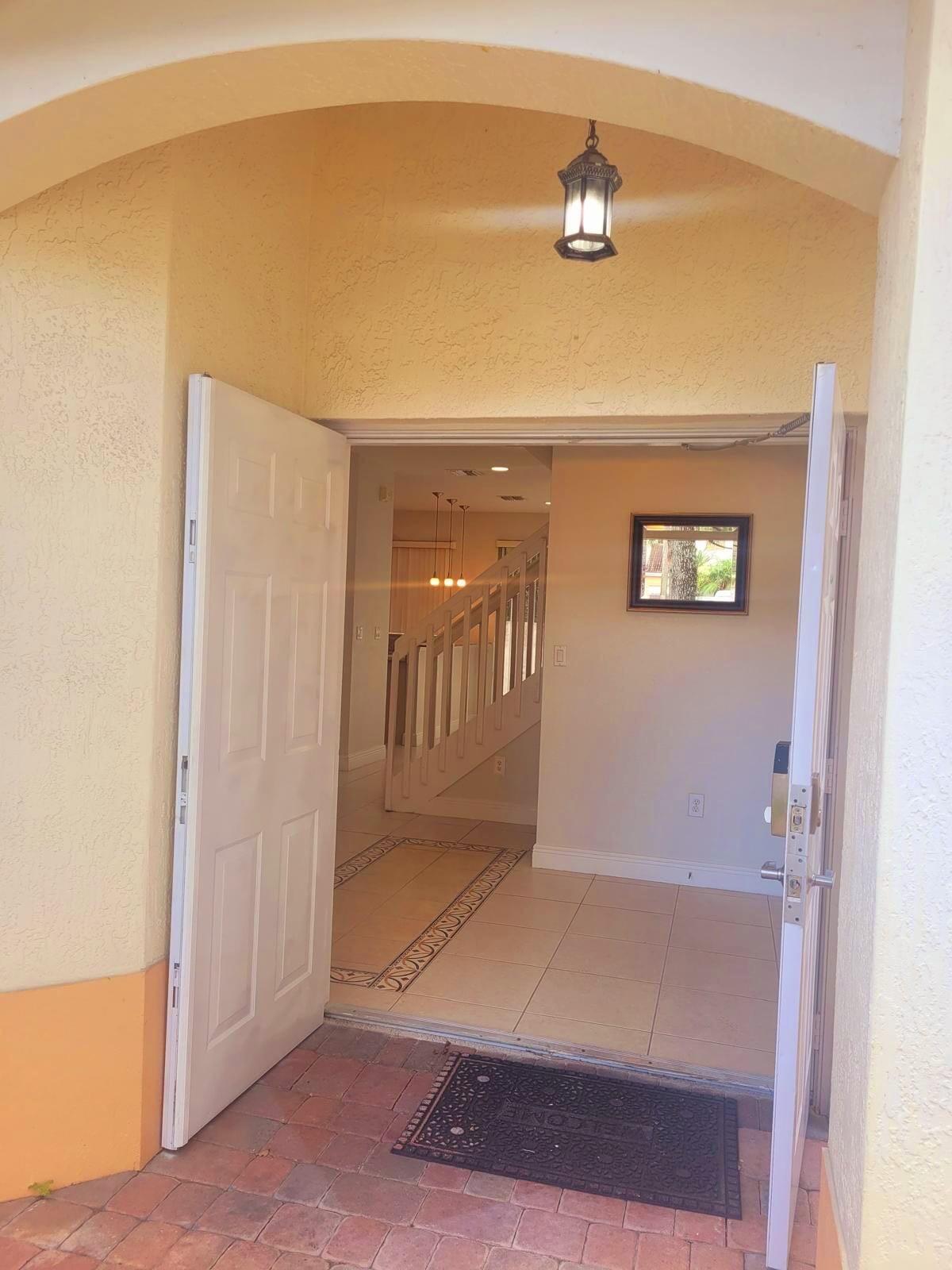 6639 Hidden Cove Drive 4-7 Property Photo 2