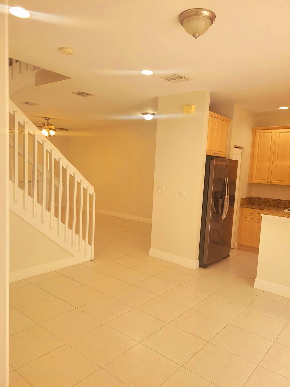 6639 Hidden Cove Drive 4-7 Property Photo 7