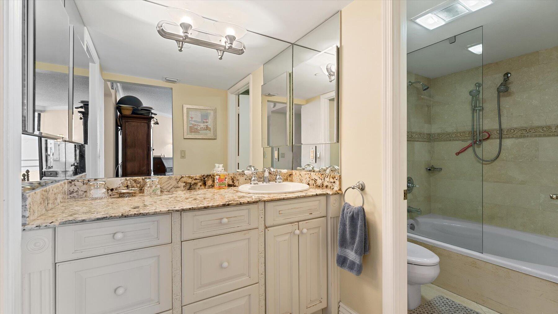 3560 S Ocean Boulevard 909 Property Photo 27