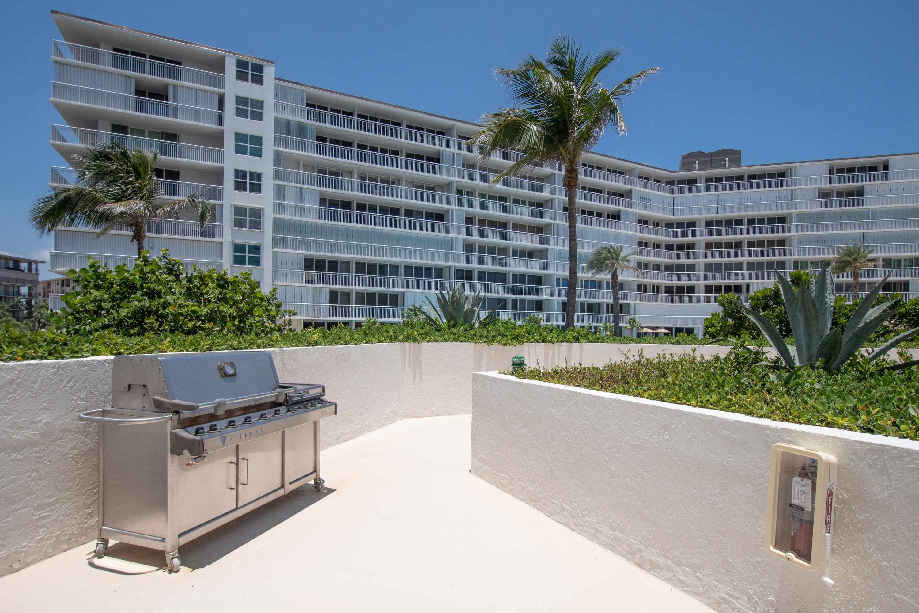 3560 S Ocean Boulevard 909 Property Photo 40