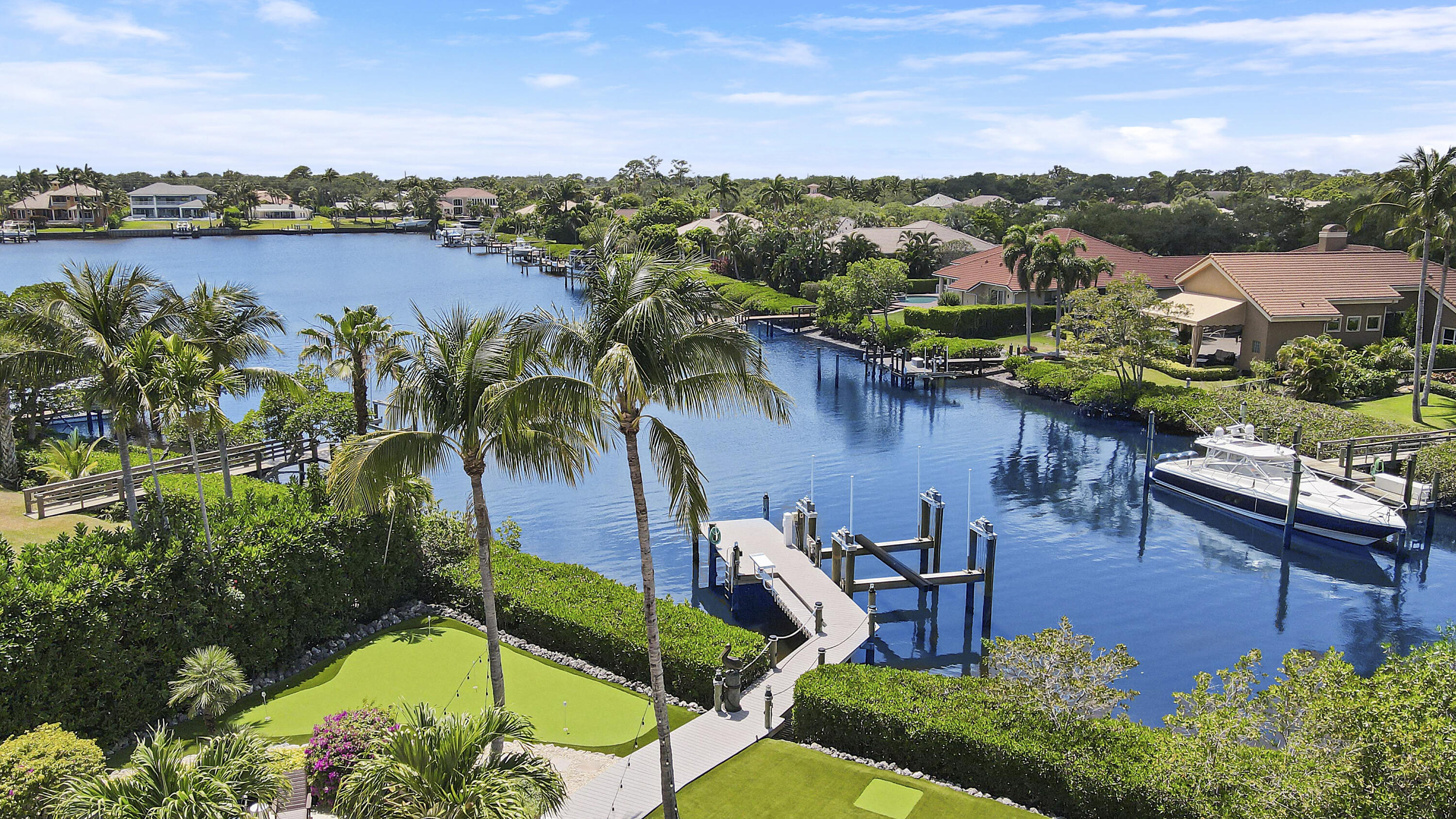 18808 Se Windward Island Lane Property Photo 9