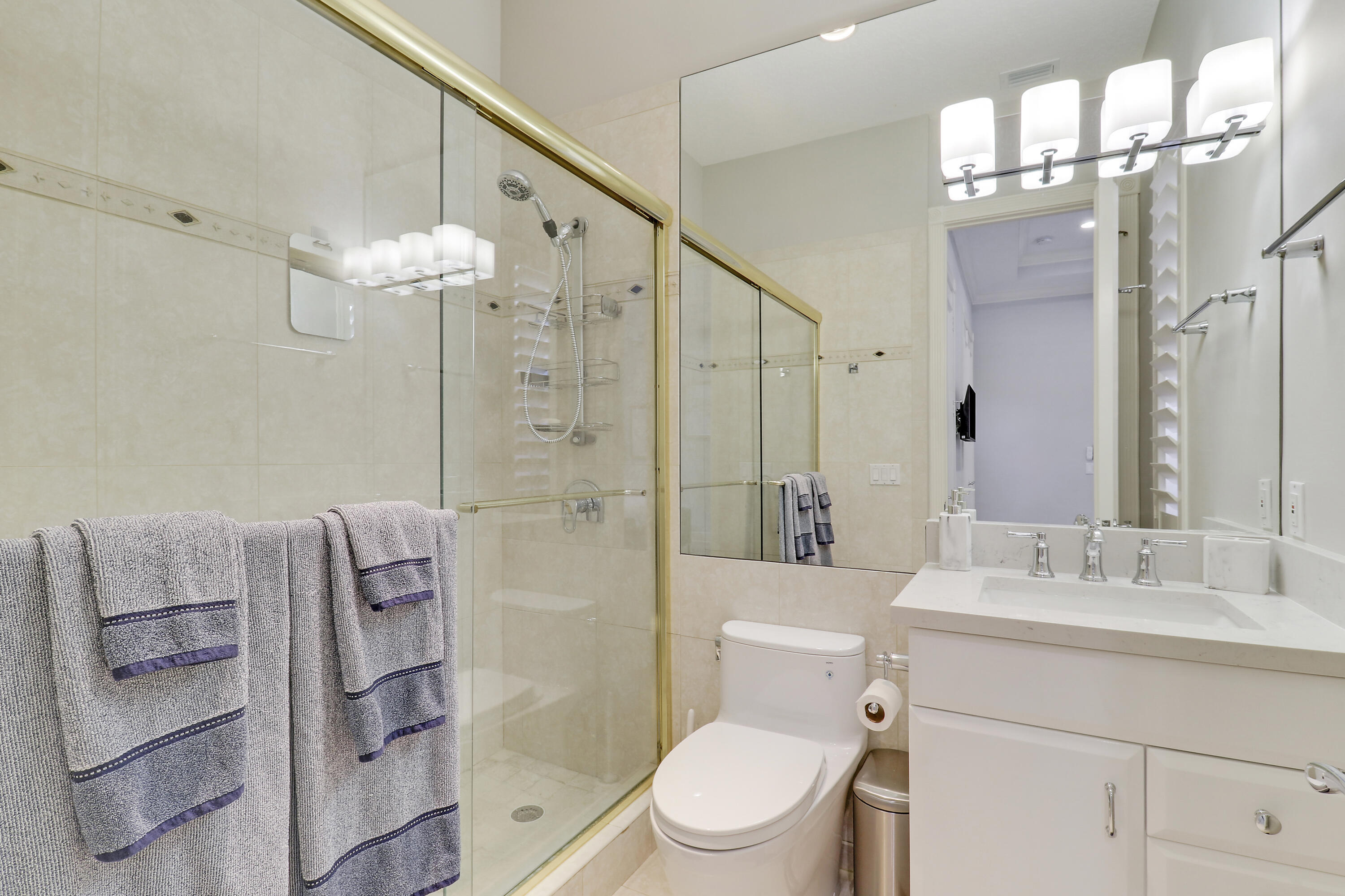 18808 Se Windward Island Lane Property Photo 42
