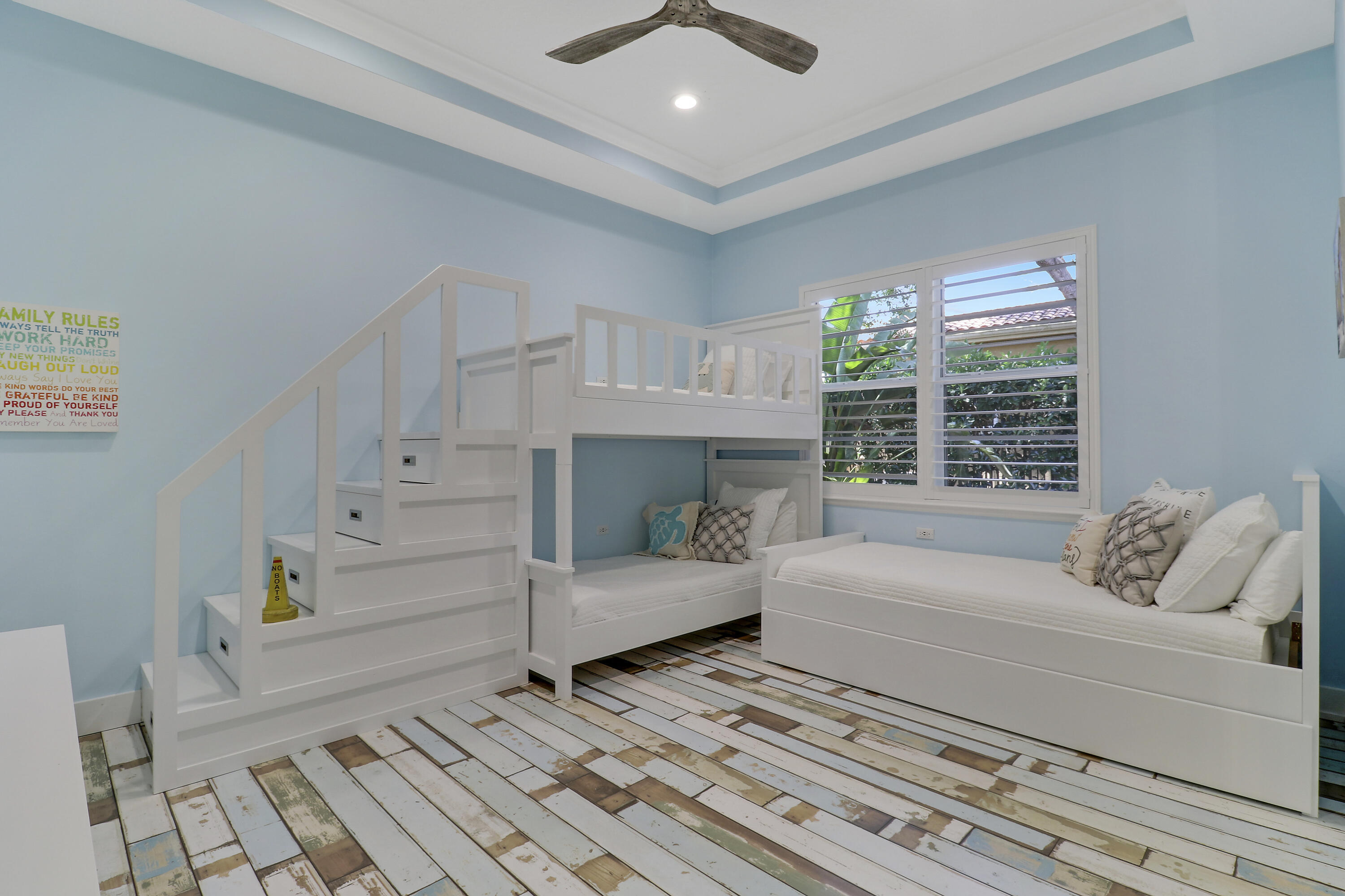 18808 Se Windward Island Lane Property Photo 43