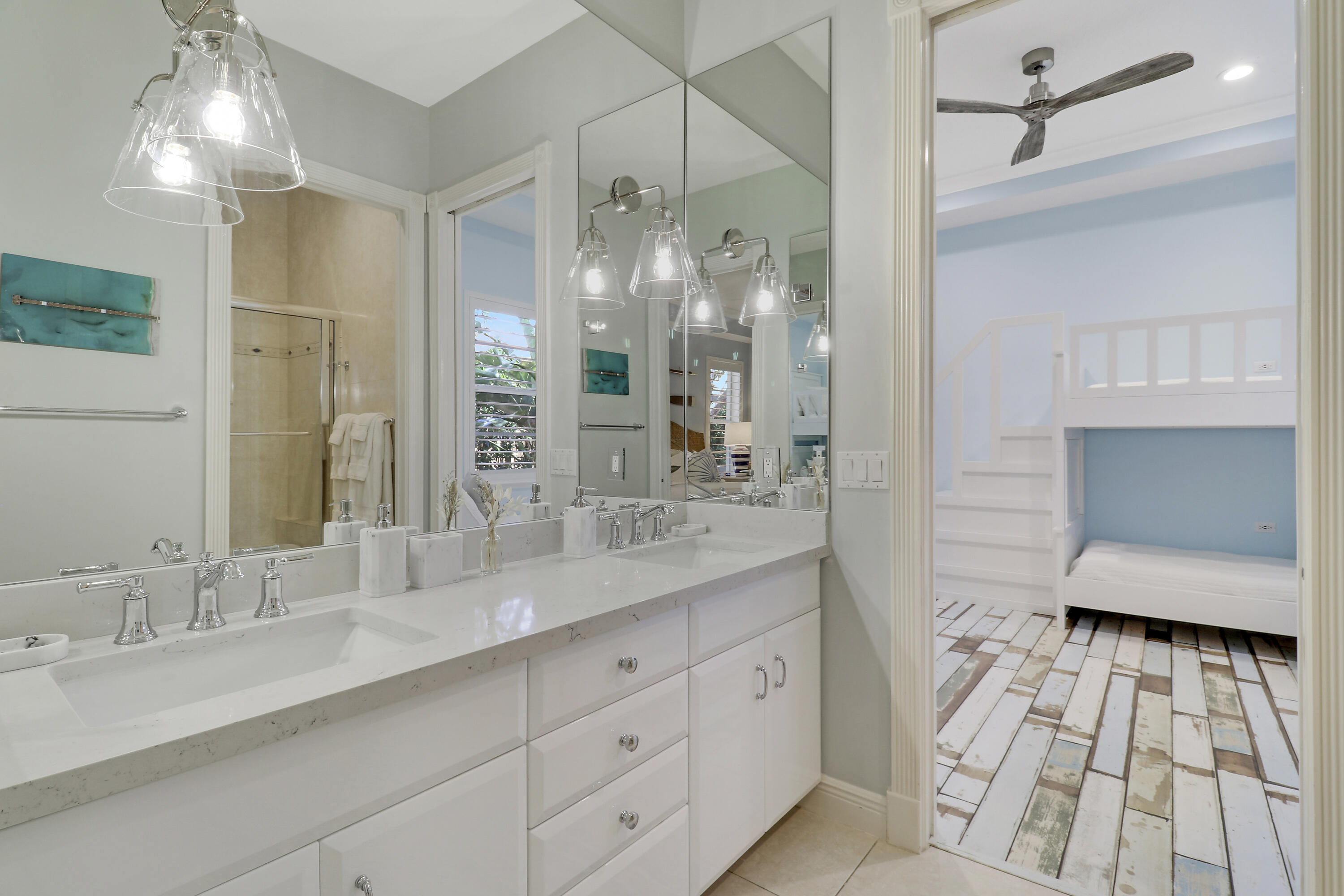 18808 Se Windward Island Lane Property Photo 46