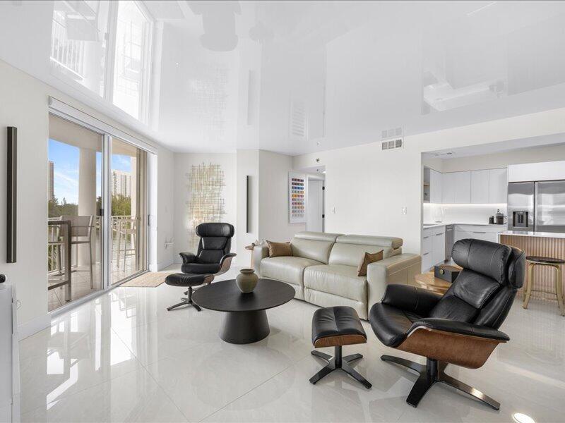18260 N Bay Road 418 Property Photo 8