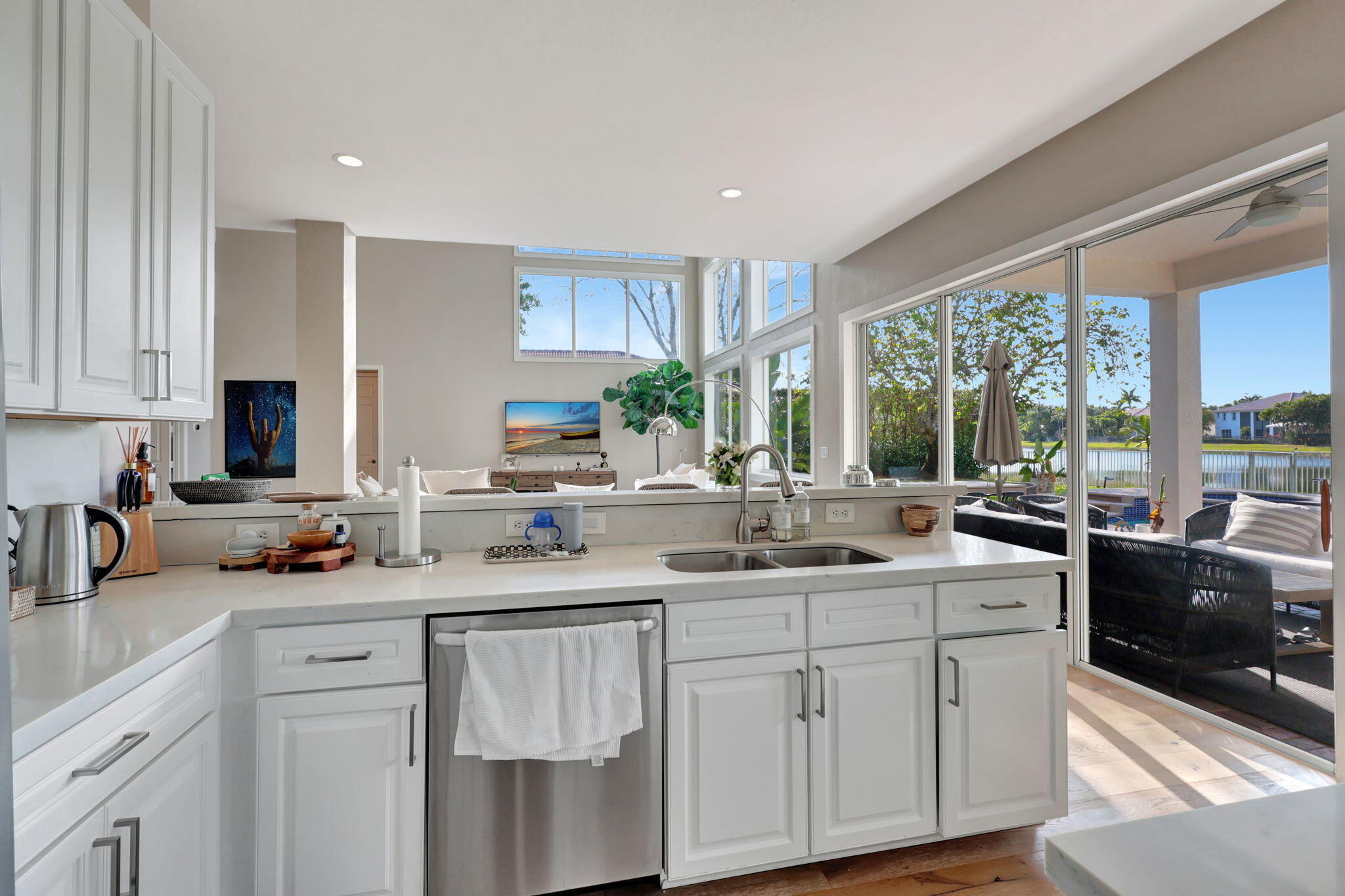 11615 Paradise Cove Lane Property Photo 19