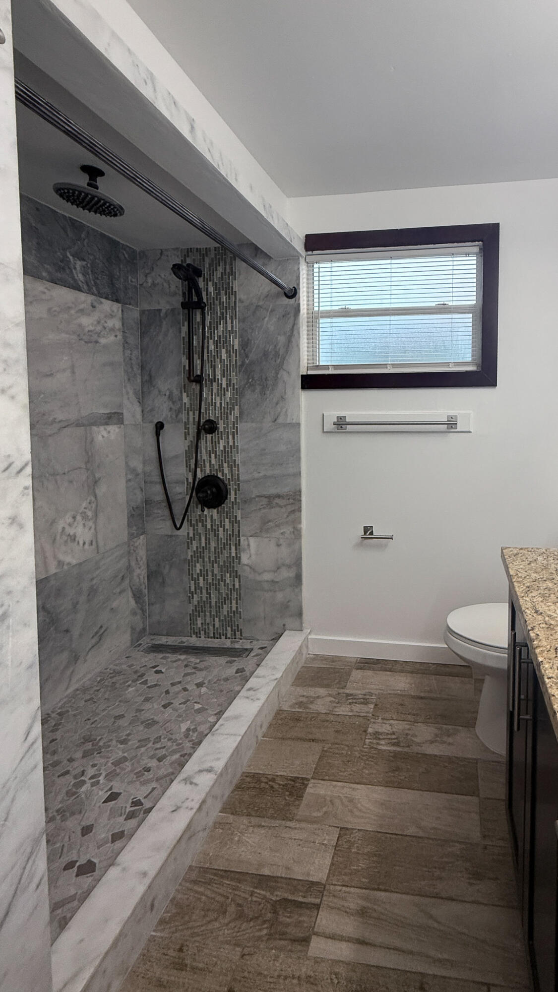 978 Gibraltar Road Property Photo 17
