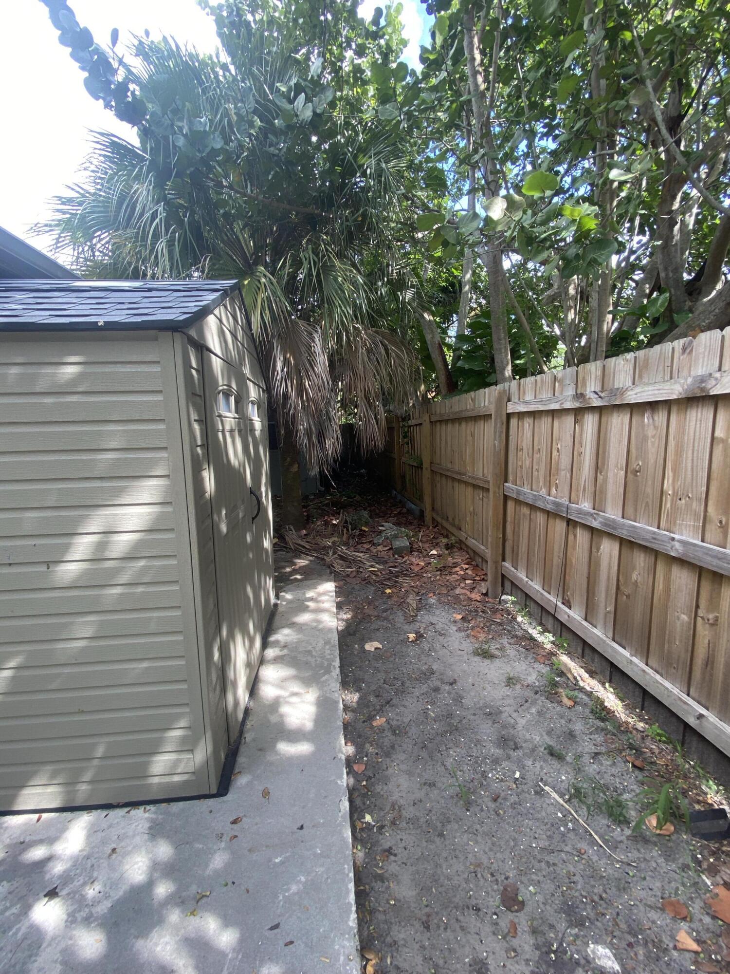B26033423 Property Photo 26
