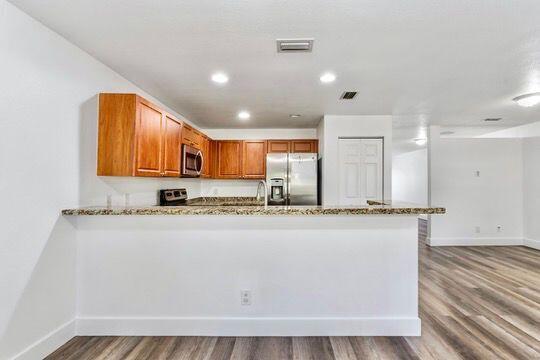 330 Sw 2nd Avenue 14 Property Photo 14