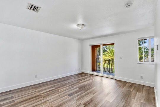 330 Sw 2nd Avenue 14 Property Photo 22