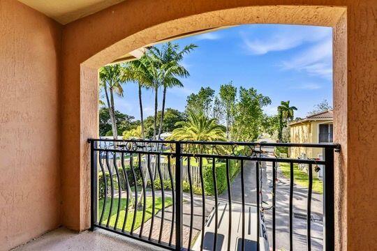 330 Sw 2nd Avenue 14 Property Photo 26