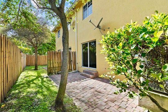 330 Sw 2nd Avenue 14 Property Photo 34