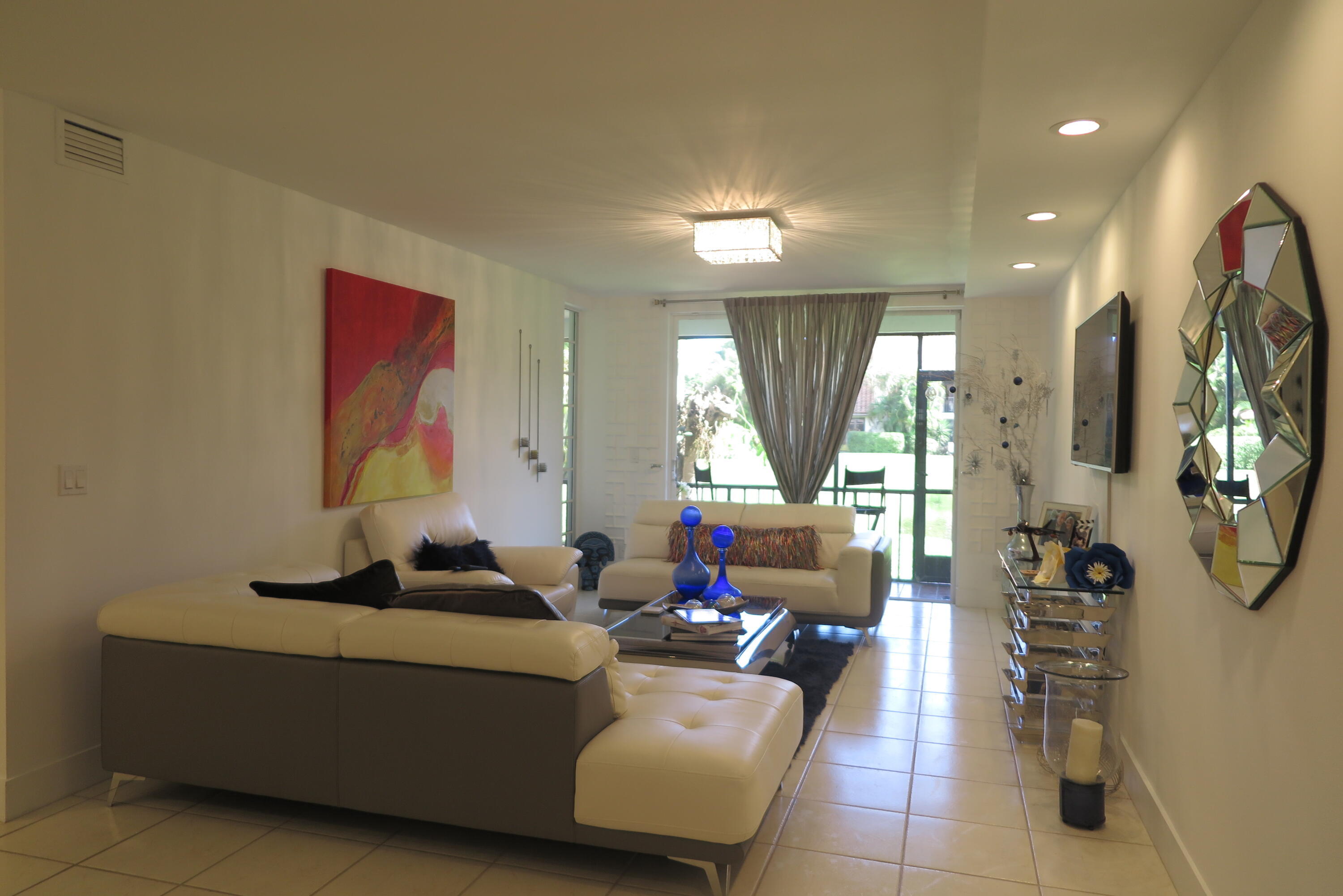 7875 La Mirada Drive Property Photo 6