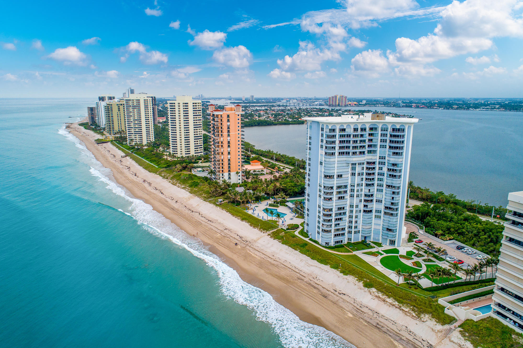 5200 N Ocean Drive 603 Property Photo 1