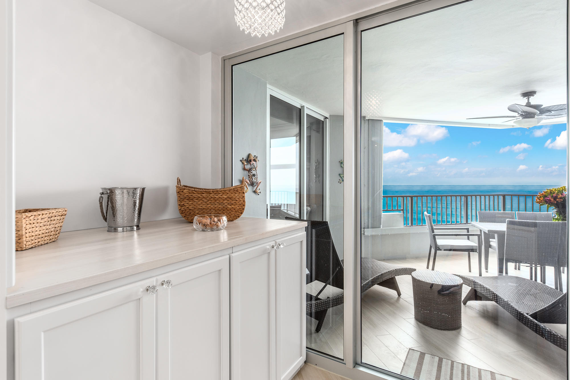 5200 N Ocean Drive 603 Property Photo 25