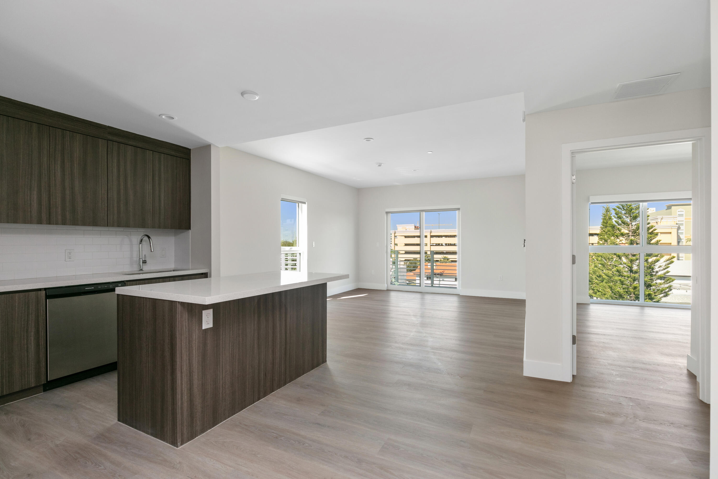 1938 Jackson Street 402