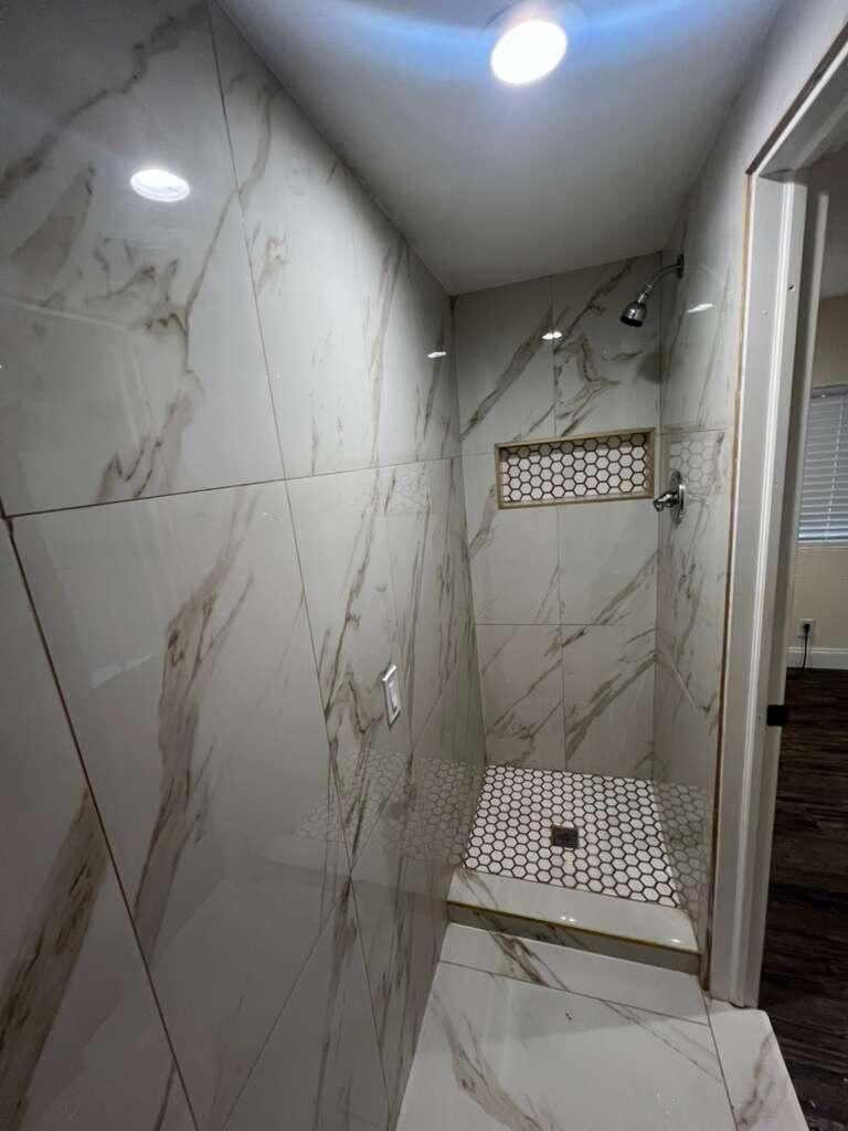 1495 Michelle Drive N 41 Property Photo 9