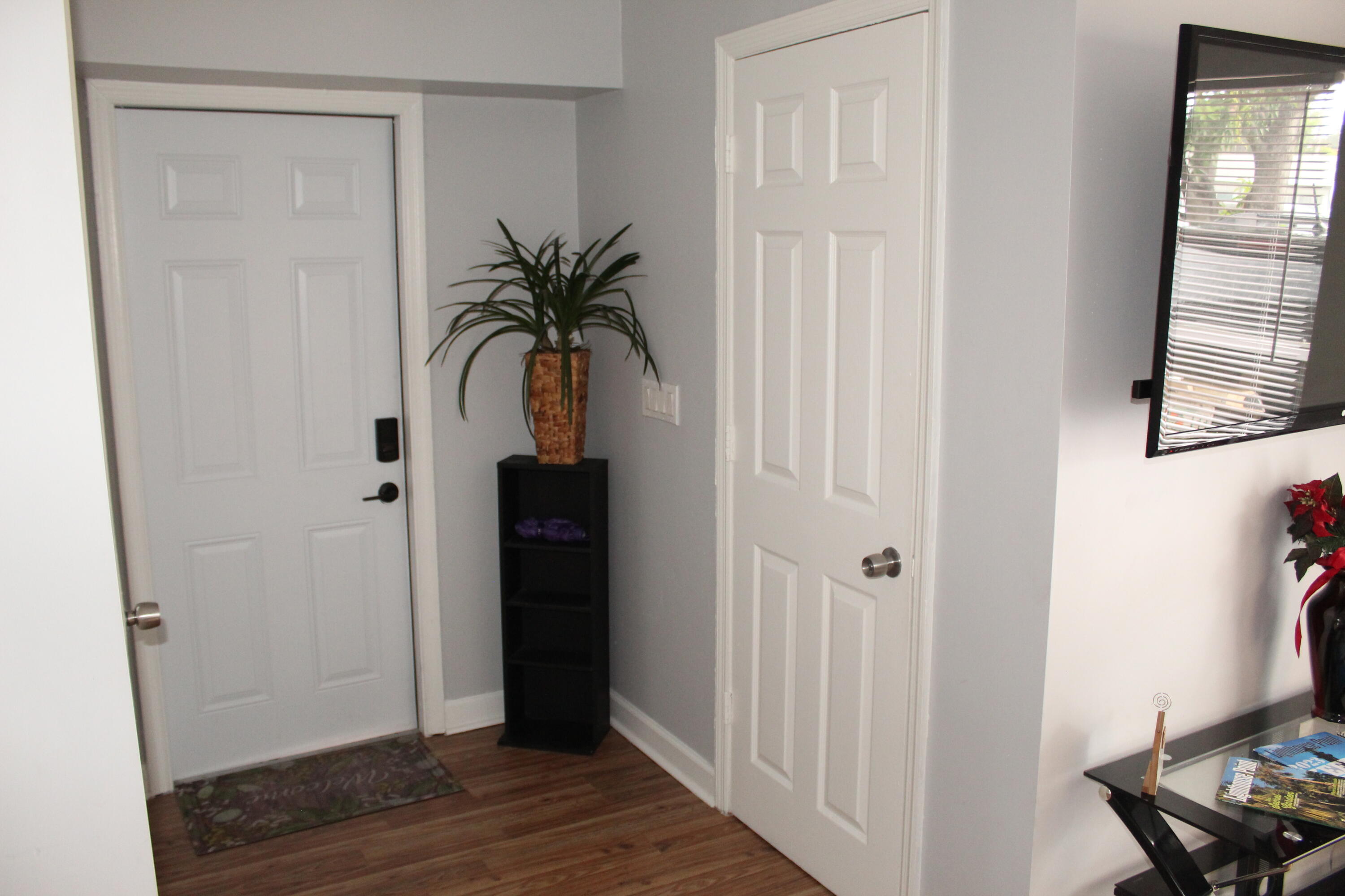 1558 Ne 30th Street Property Photo 22