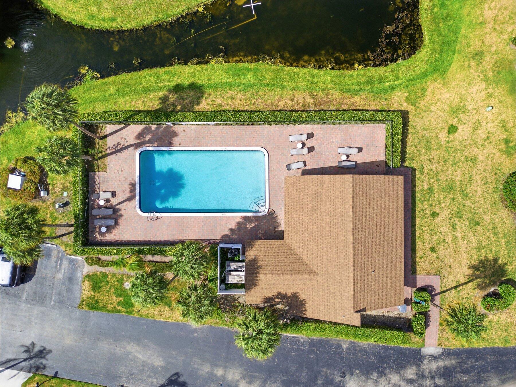 6670 Canary Palm Circle Property Photo 26