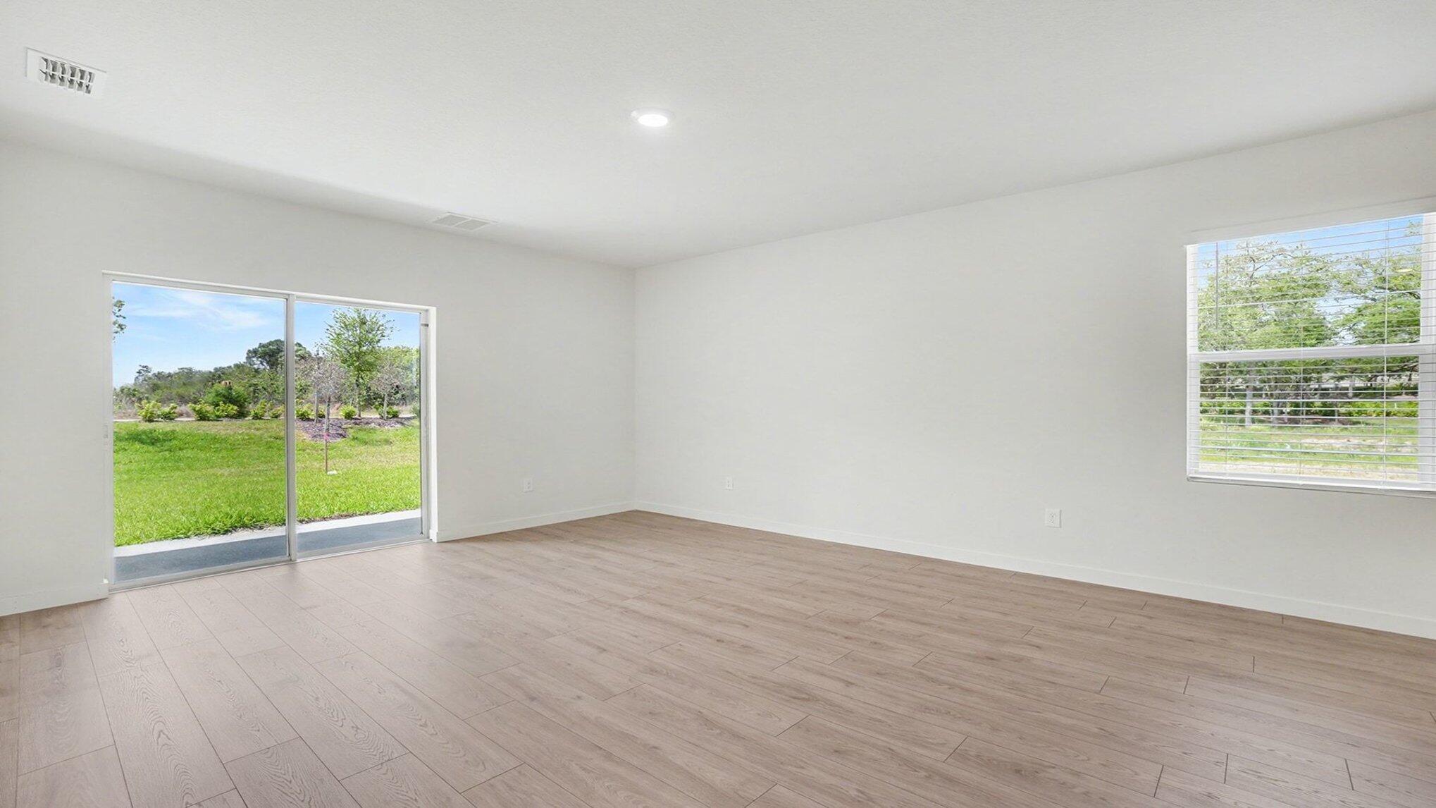 9597 Venetian Square Property Photo 4