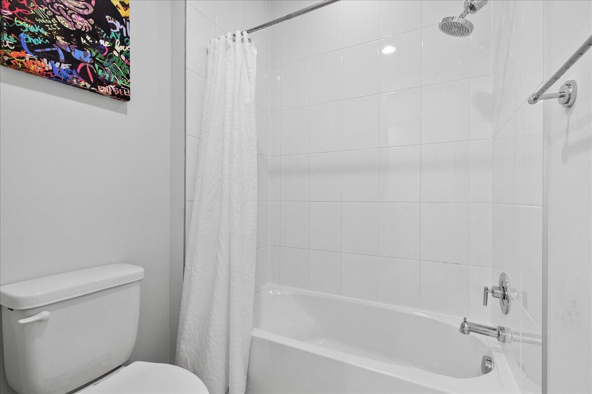 16493 Helix Court Property Photo 17