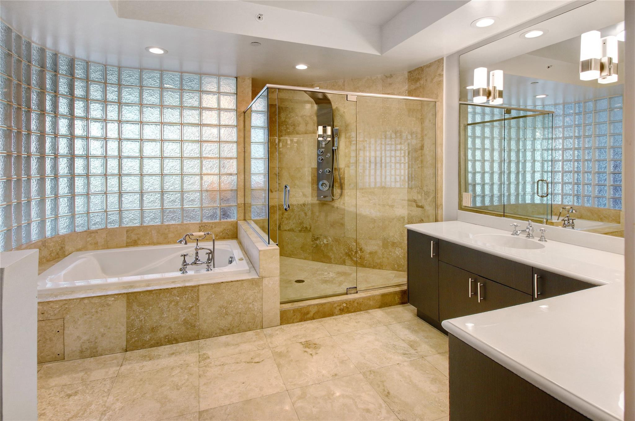 301 Hendricks Isle 7 Property Photo 19