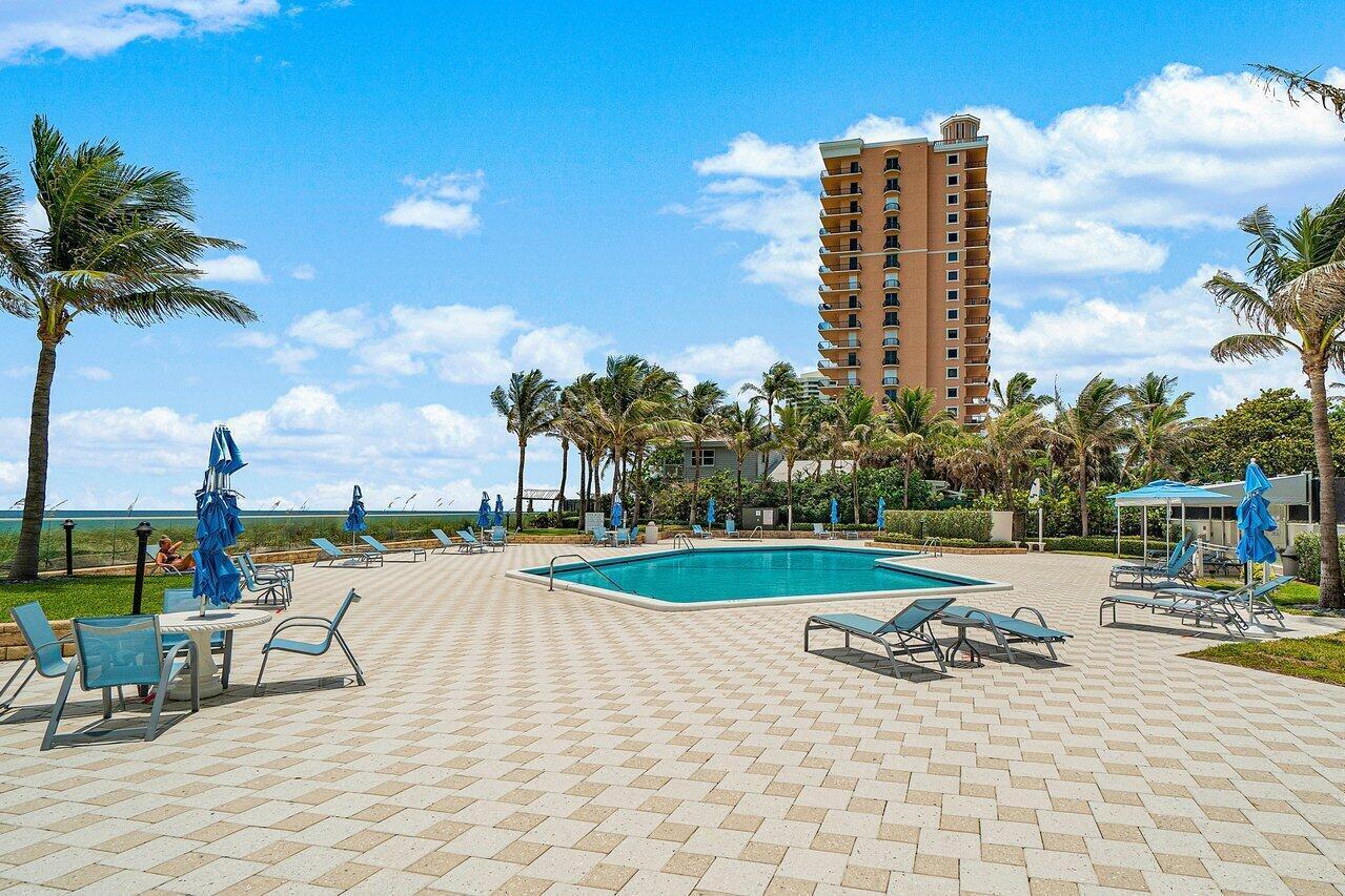 5200 N Ocean Drive 102 Property Photo 20