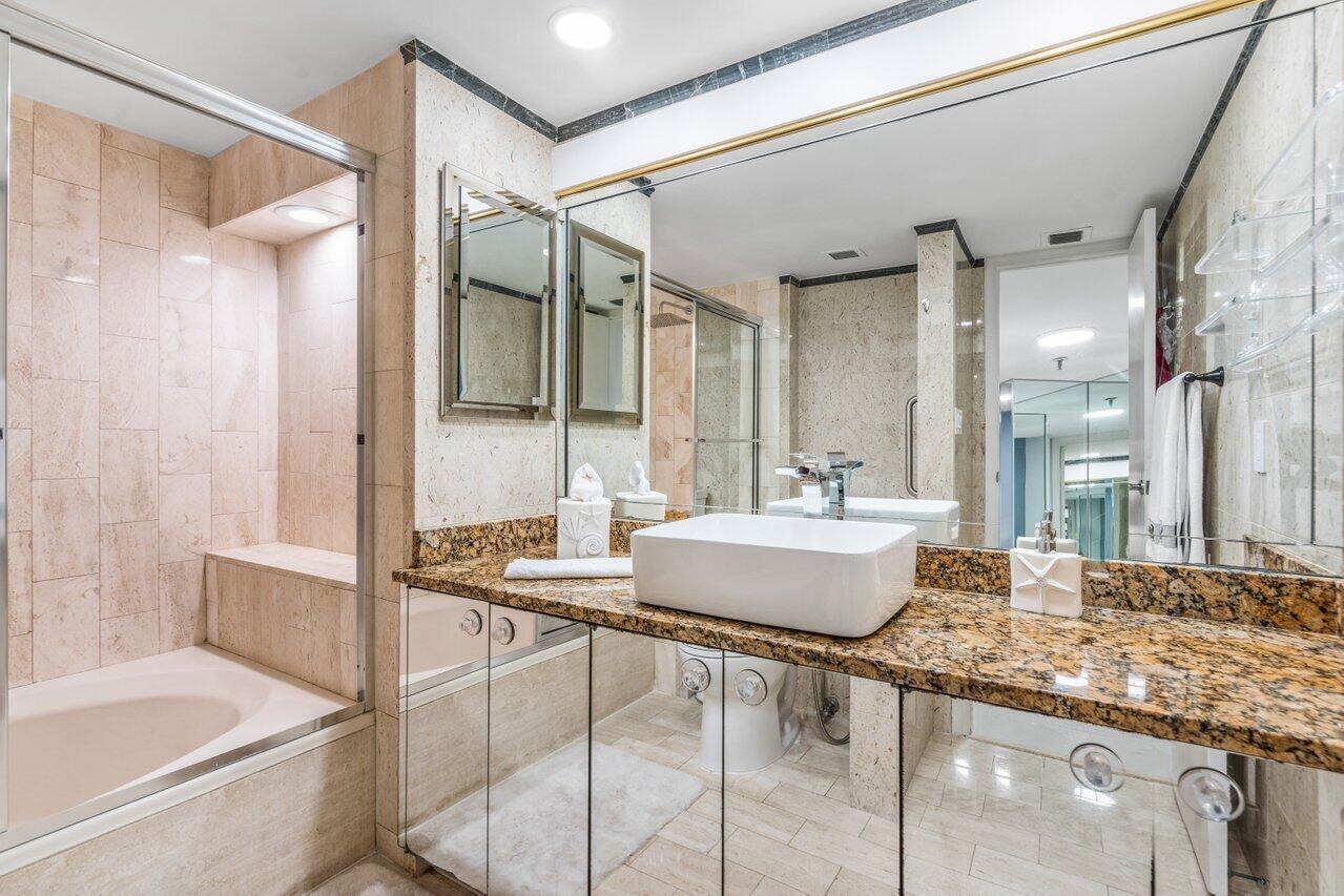 5200 N Ocean Drive 102 Property Photo 28